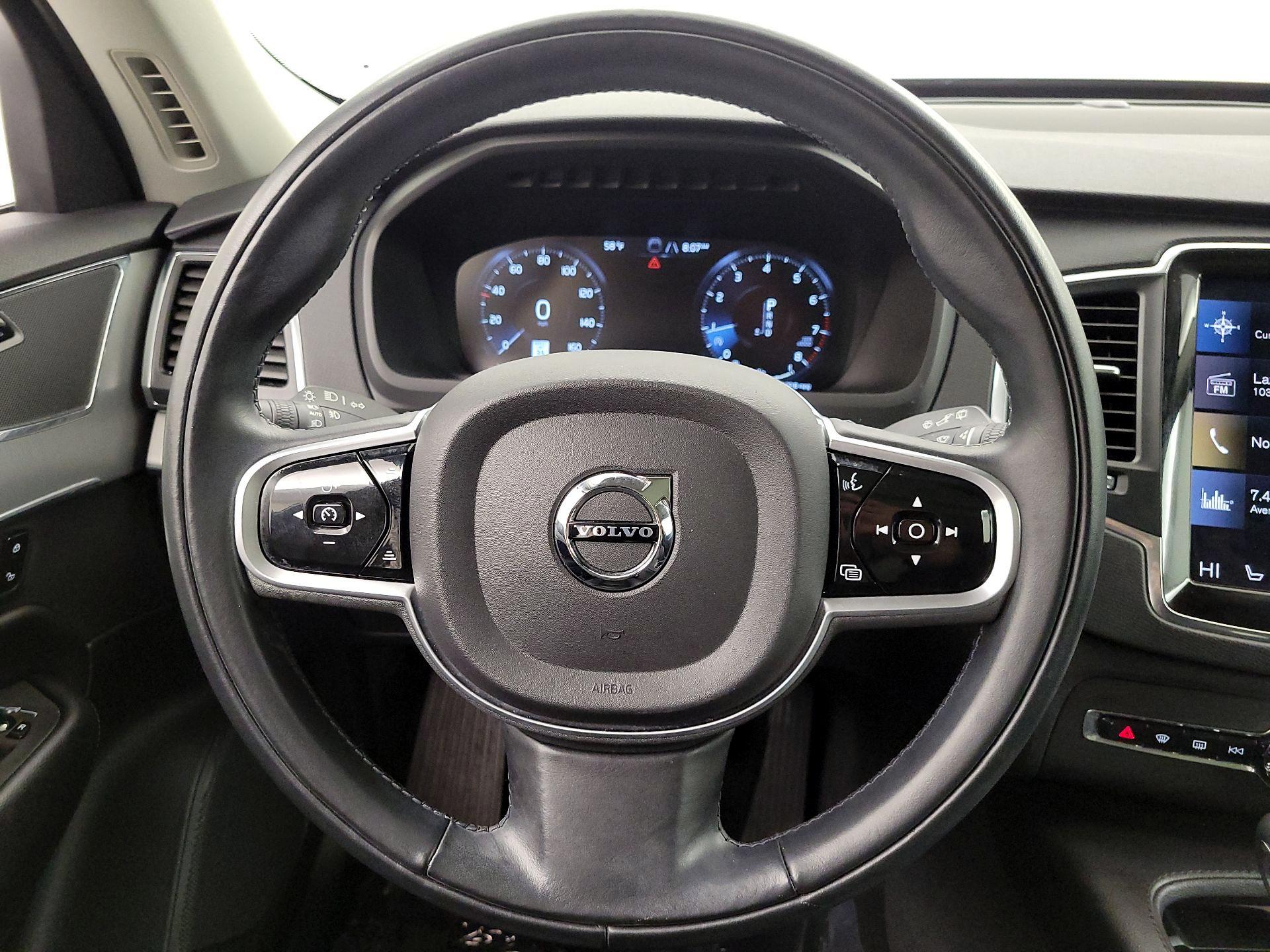 Thumbnail: 2022 Volvo XC90 - 10