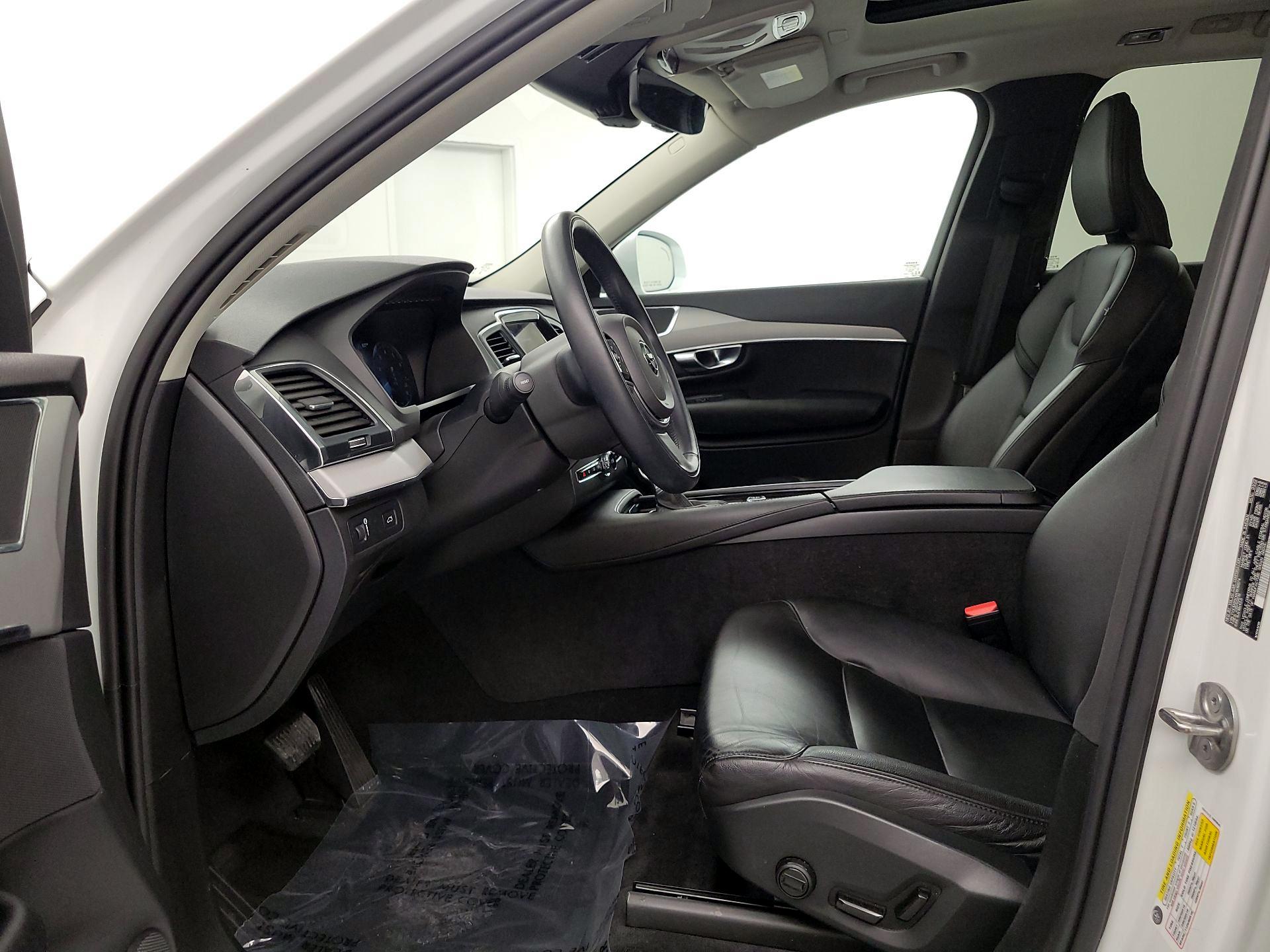 Thumbnail: 2022 Volvo XC90 - 11