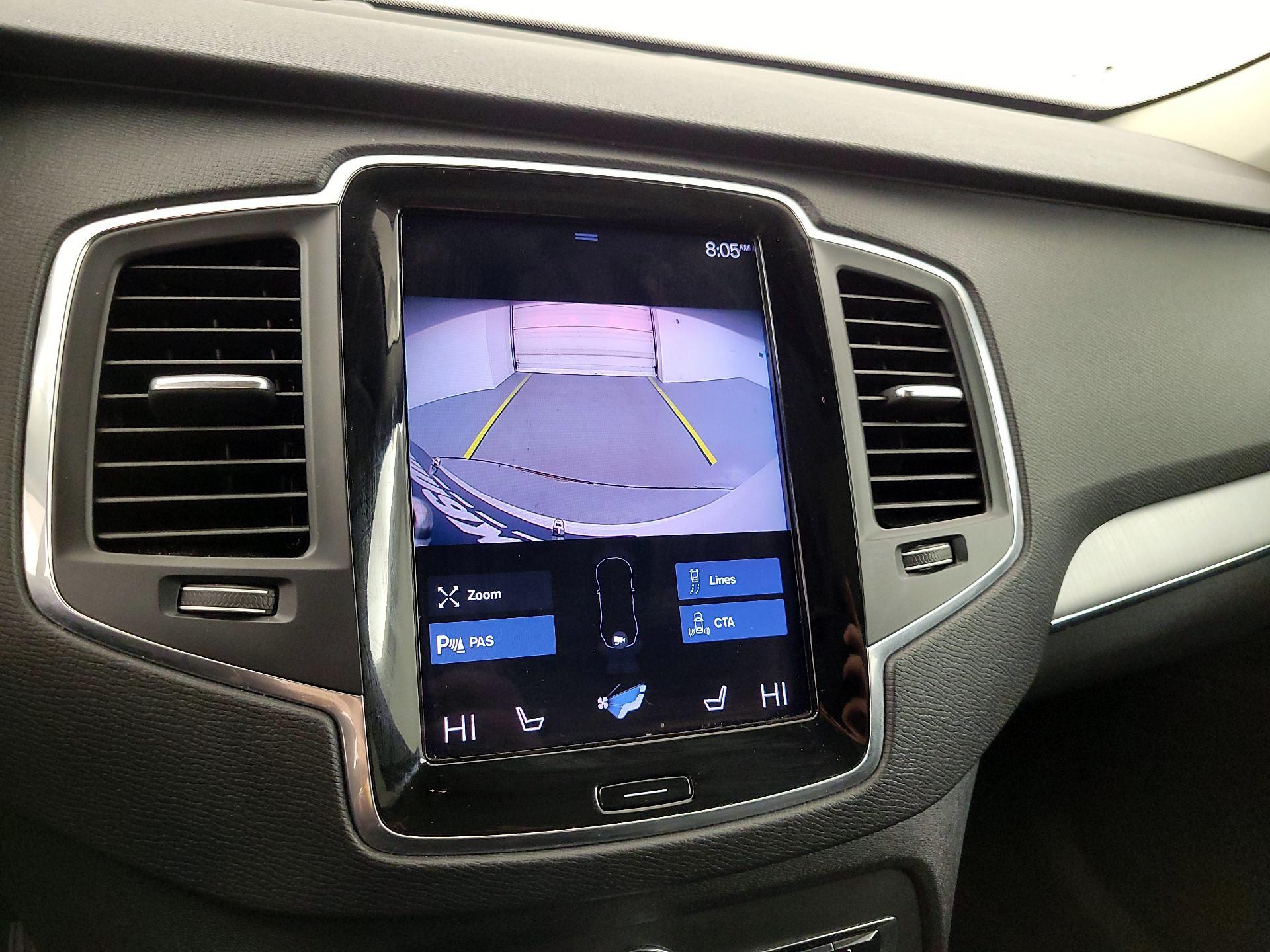 Thumbnail: 2022 Volvo XC90 - 15