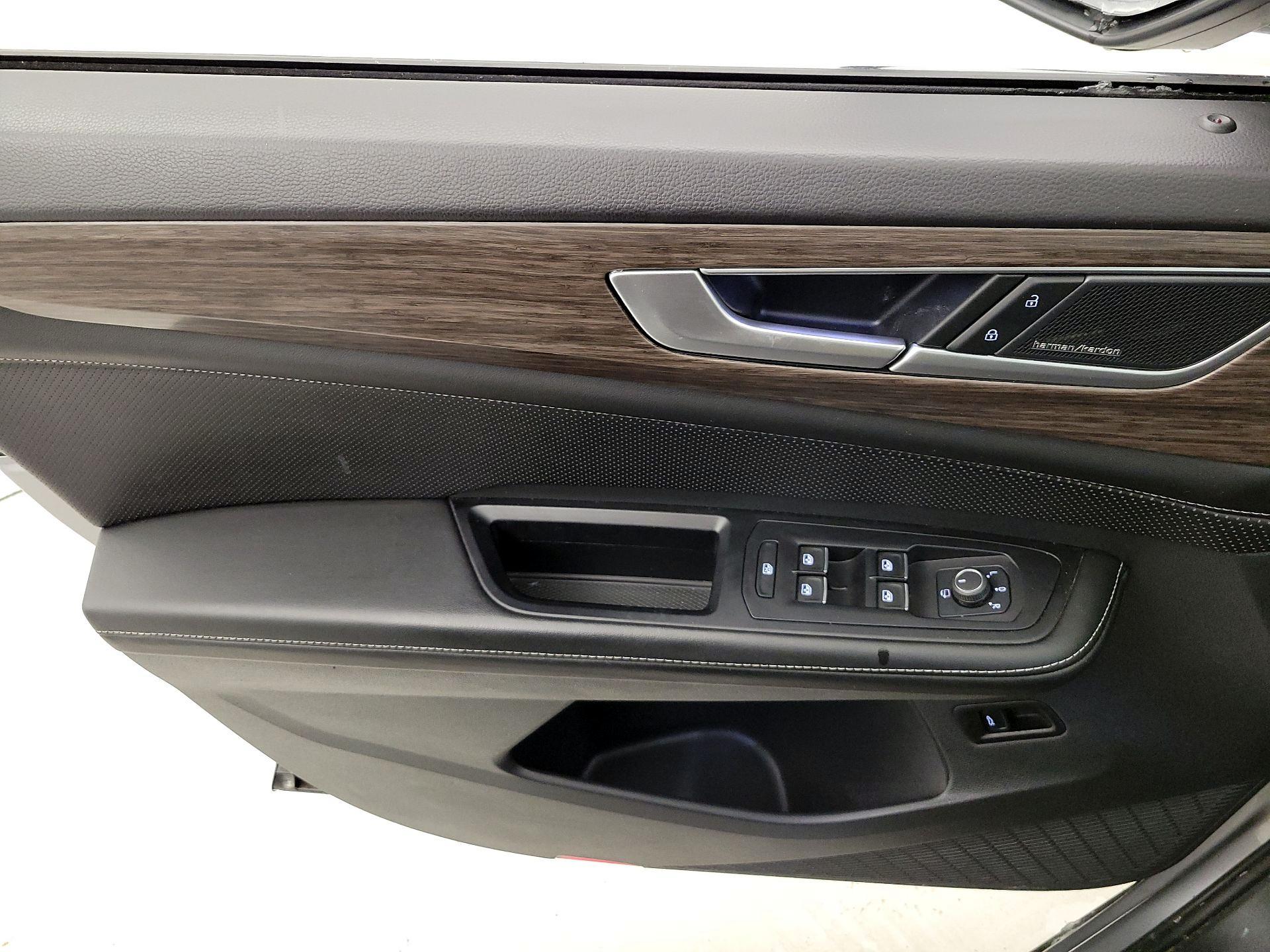 Thumbnail: 2024 Volkswagen Atlas - 12