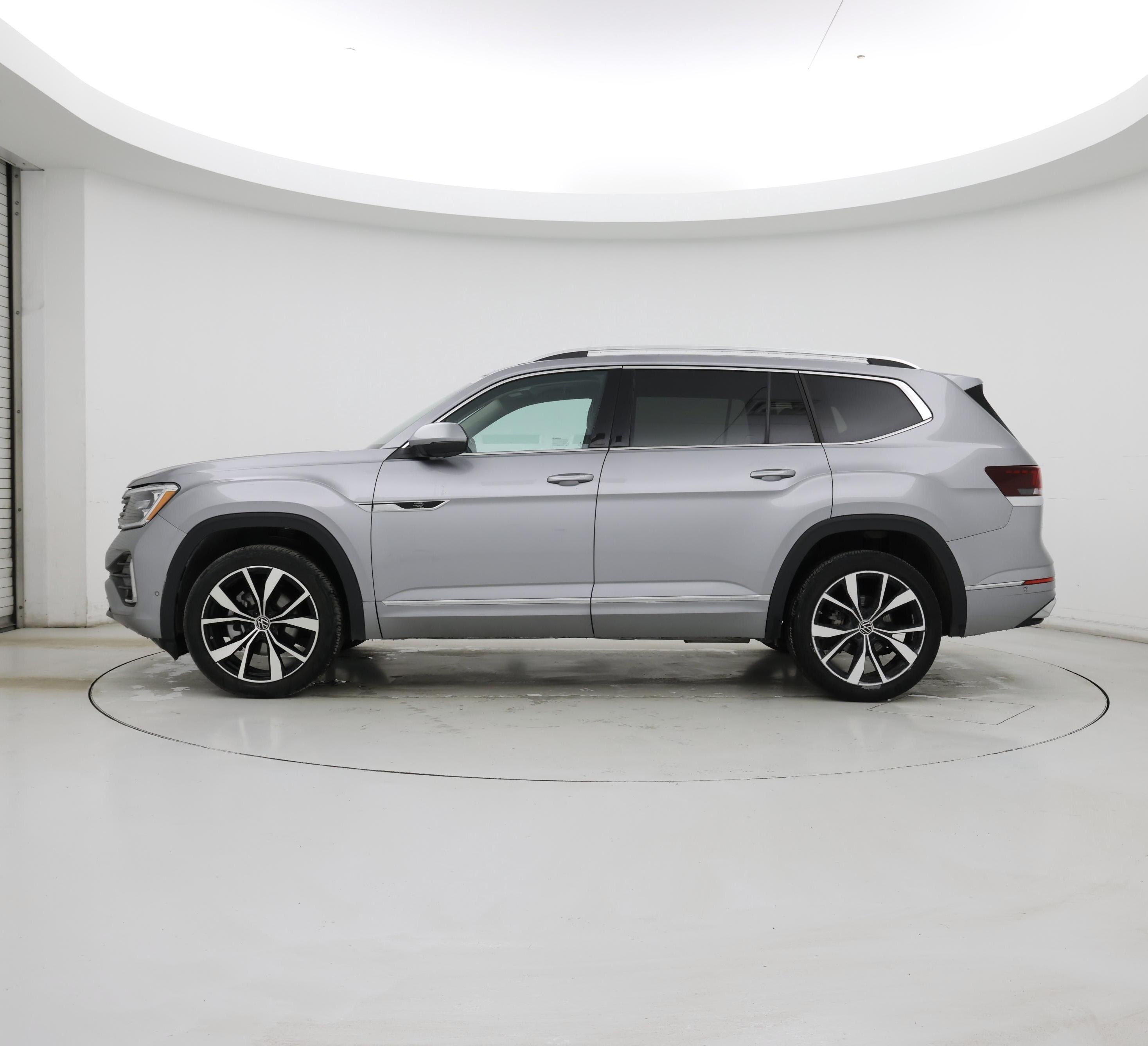 Thumbnail: 2024 Volkswagen Atlas - 3