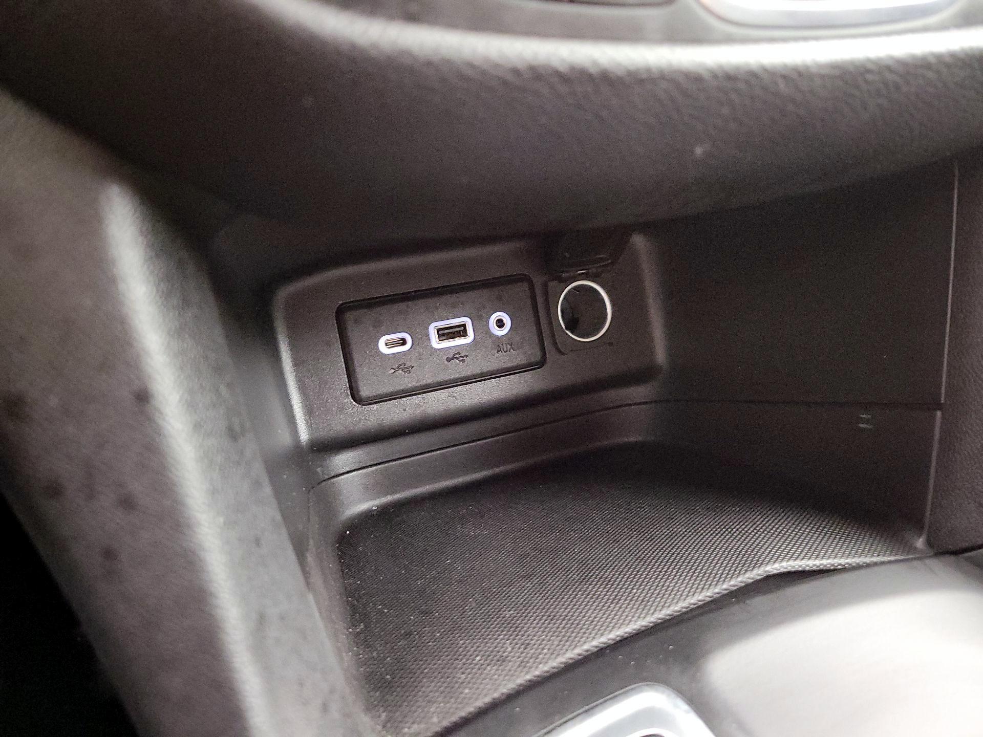 Thumbnail: 2020 Chevrolet Equinox - 19