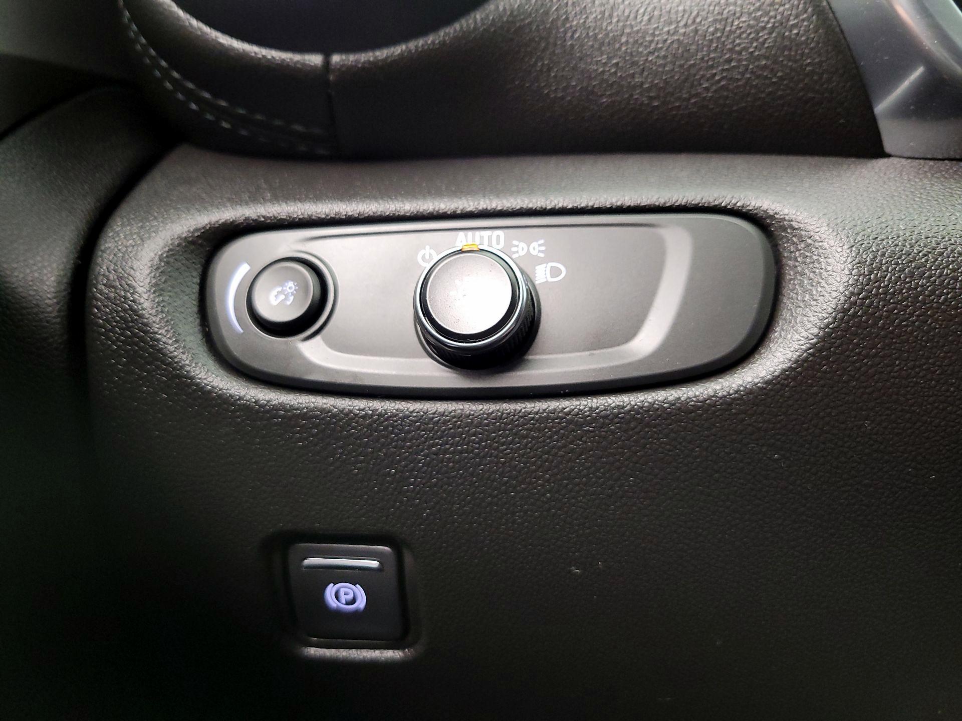 Thumbnail: 2022 Chevrolet Blazer - 13