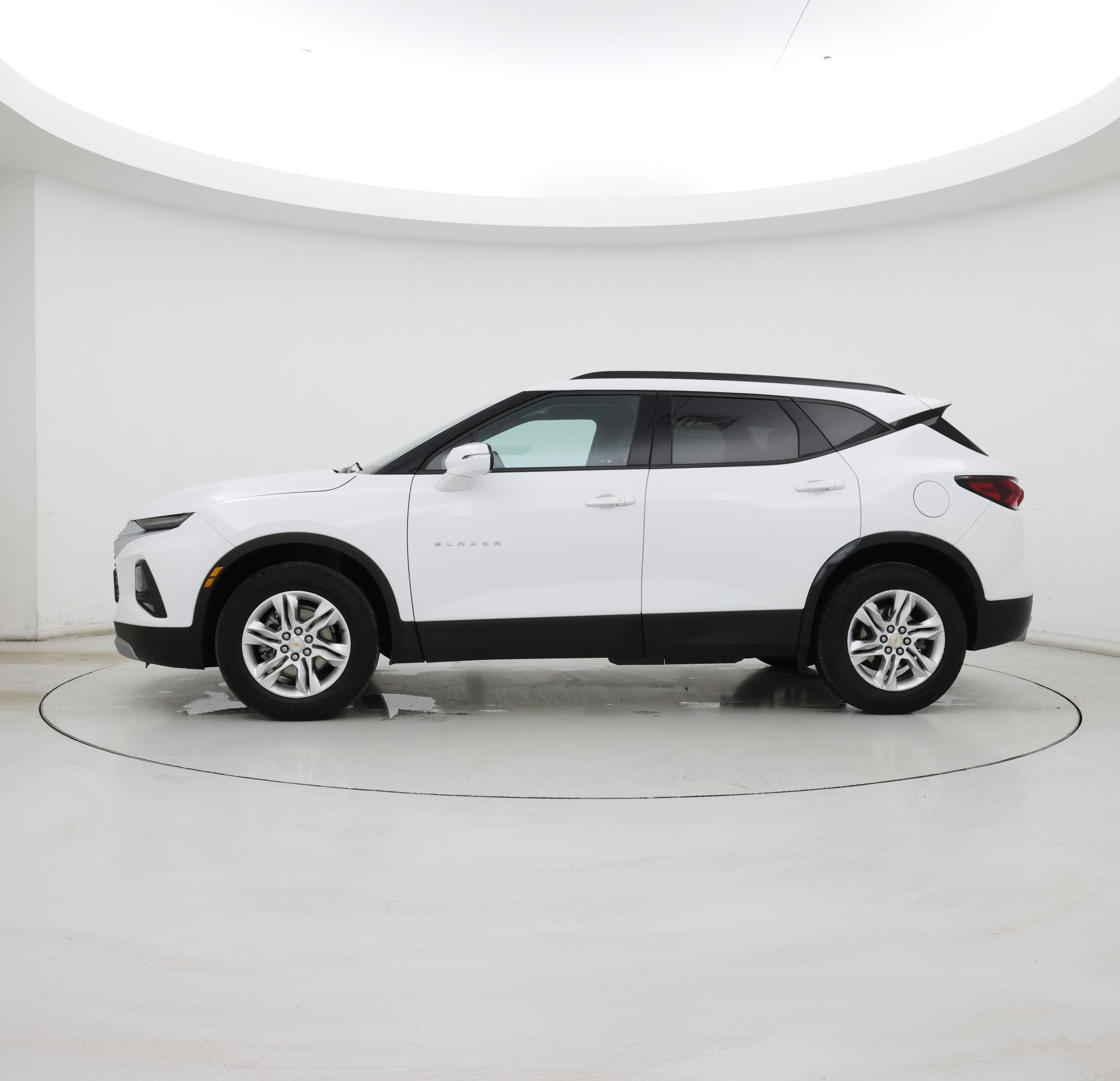 Thumbnail: 2022 Chevrolet Blazer - 3