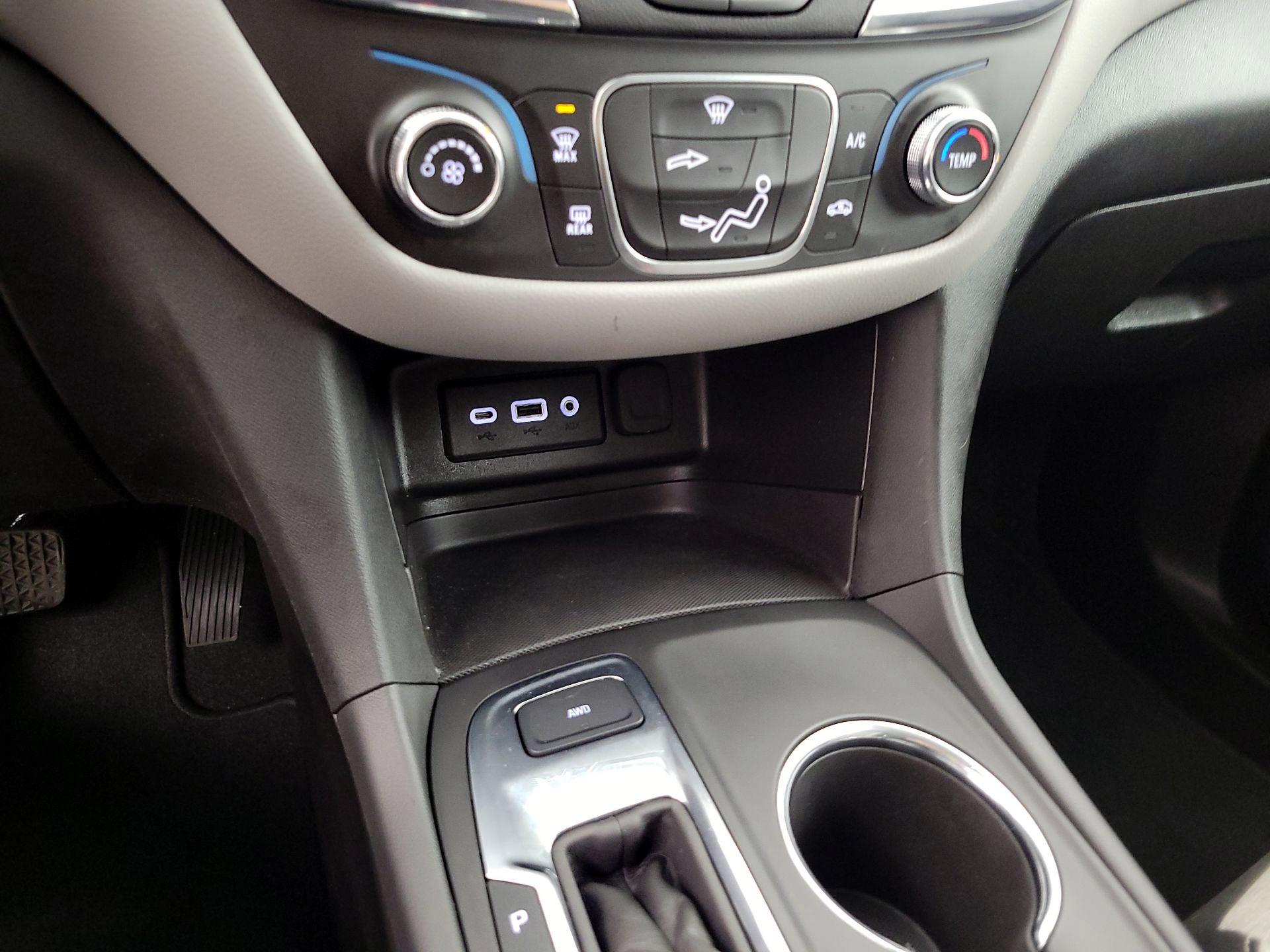 Thumbnail: 2023 Chevrolet Equinox - 19