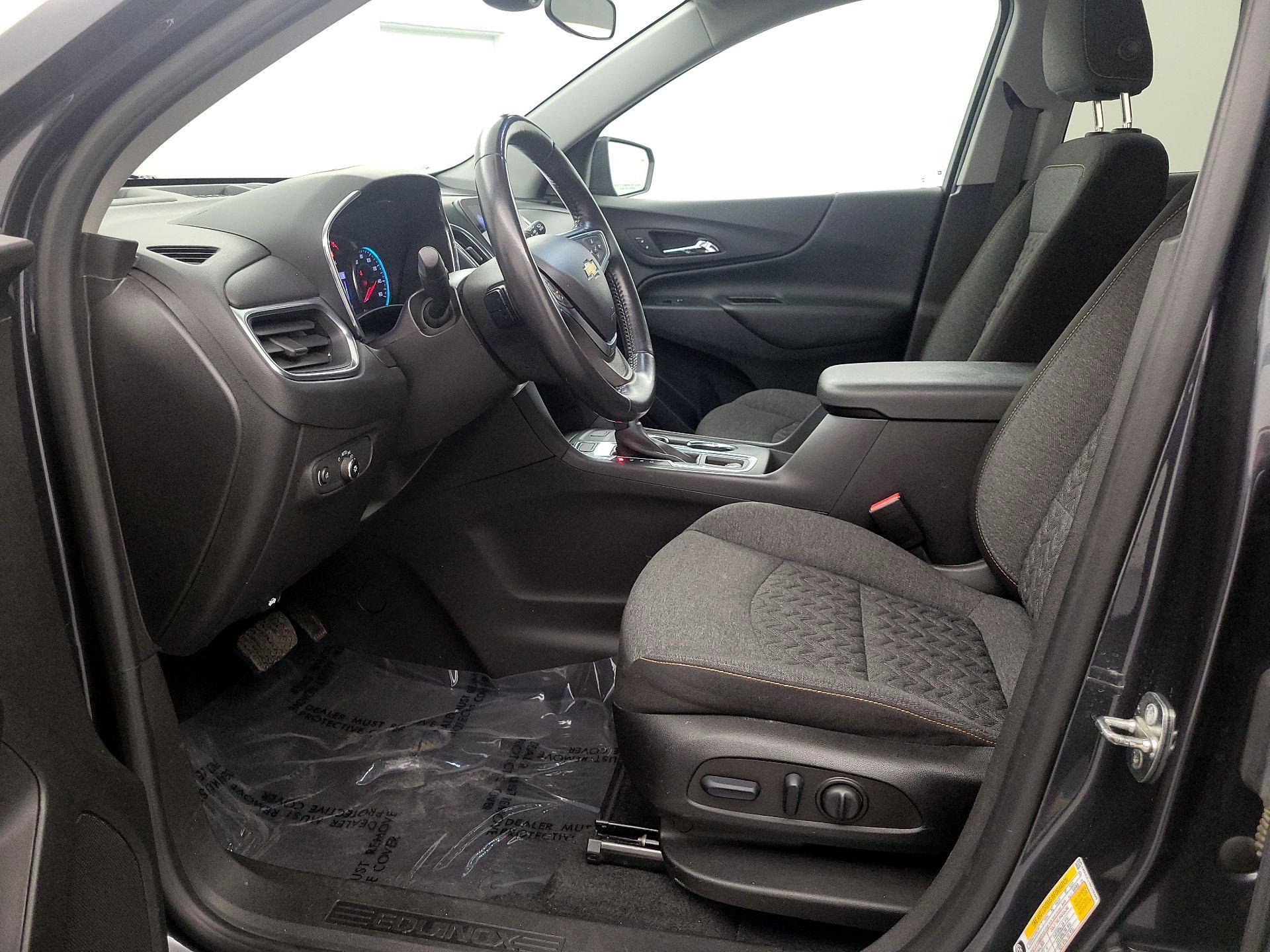 Thumbnail: 2022 Chevrolet Equinox - 11