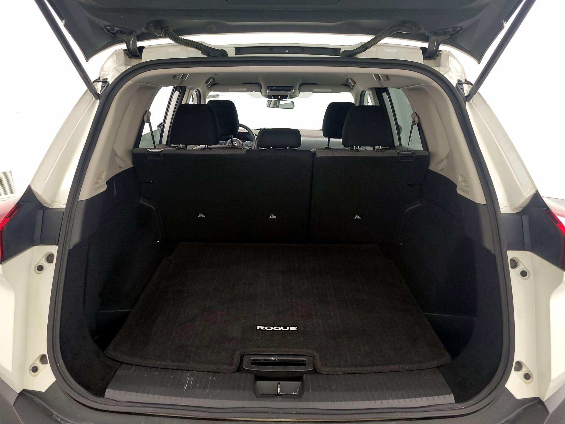 Thumbnail: 2023 Nissan Rogue - 20