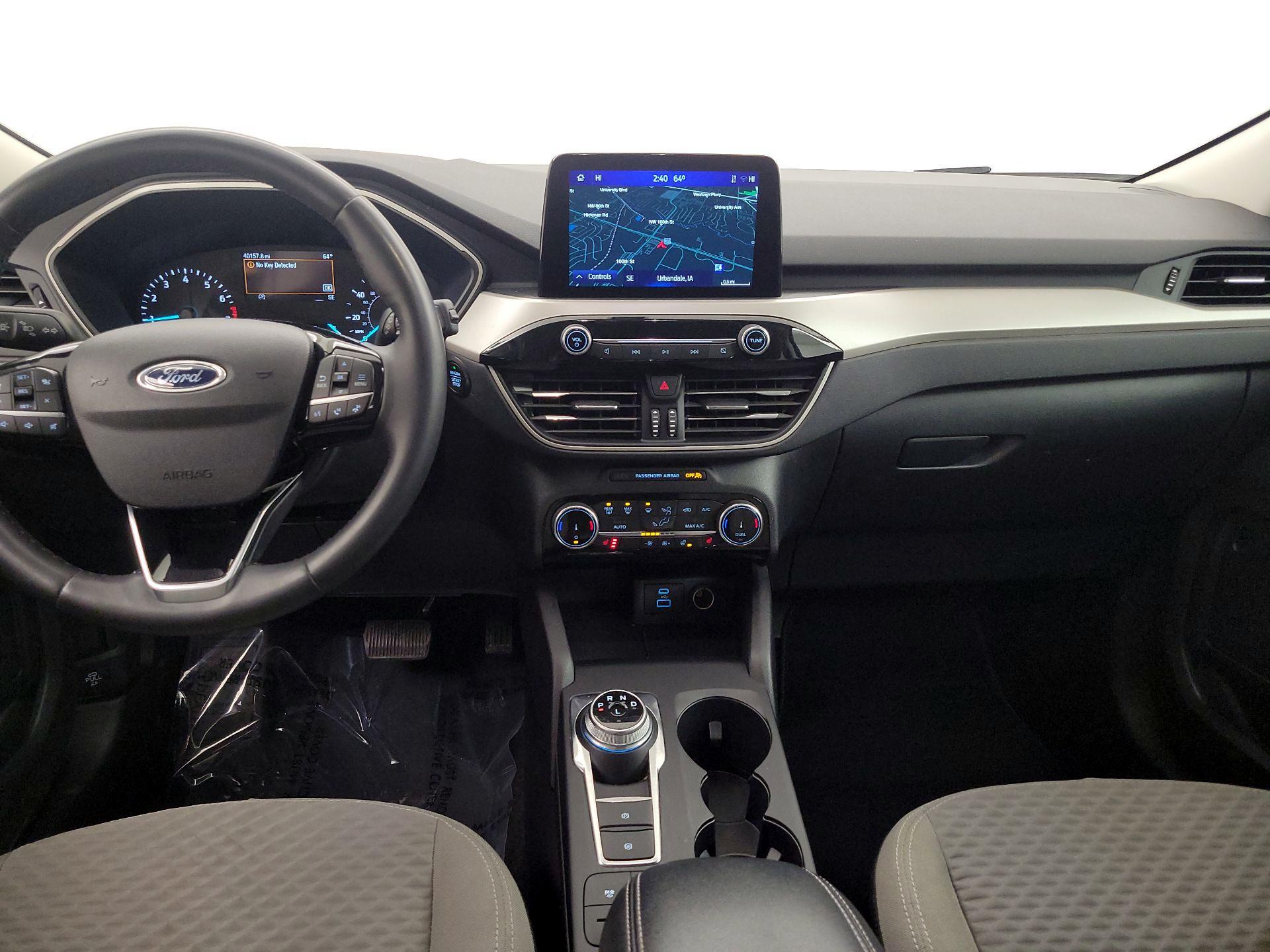 Thumbnail: 2022 Ford Escape - 9