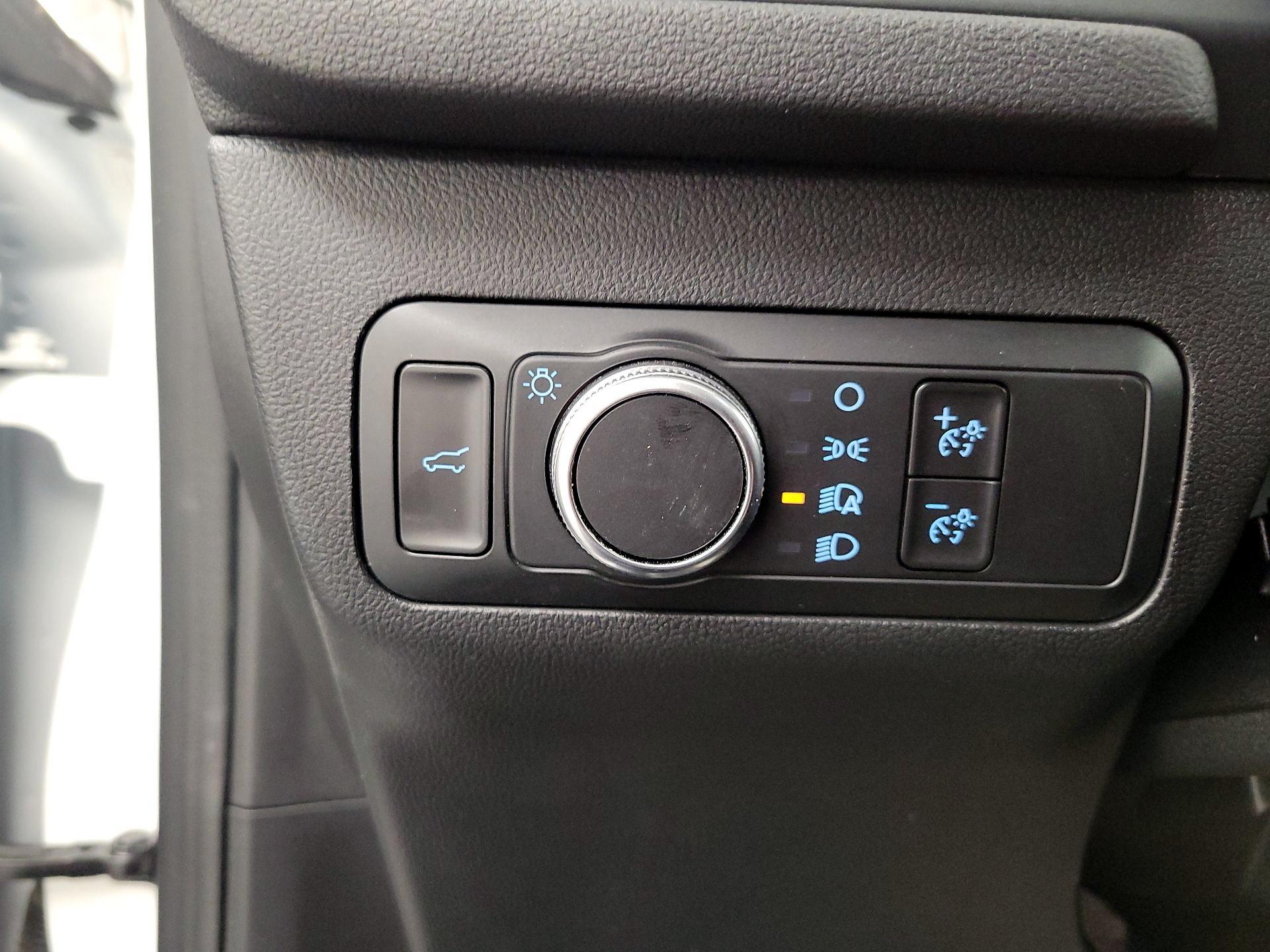 Thumbnail: 2022 Ford Escape - 13