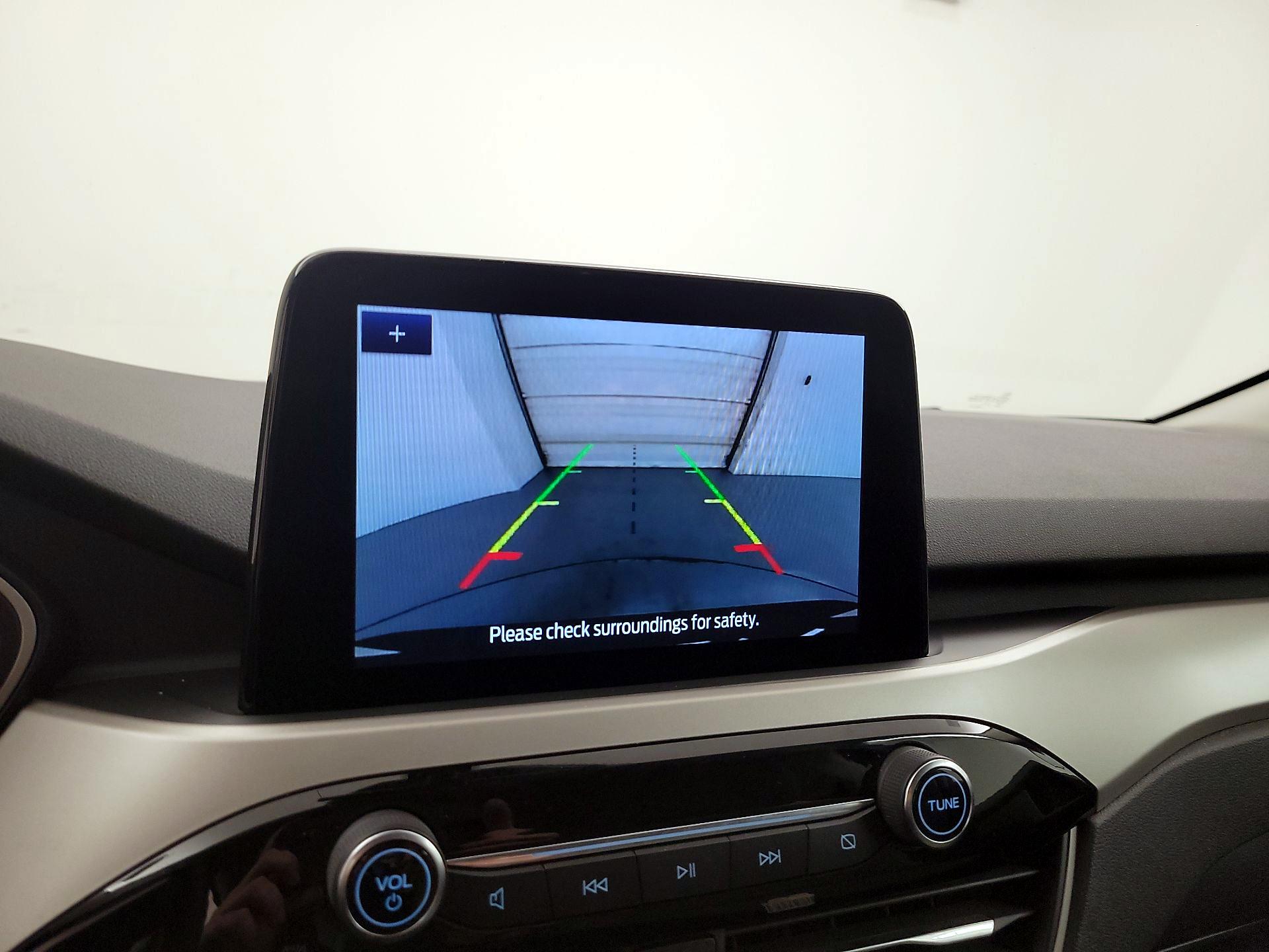 Thumbnail: 2022 Ford Escape - 15