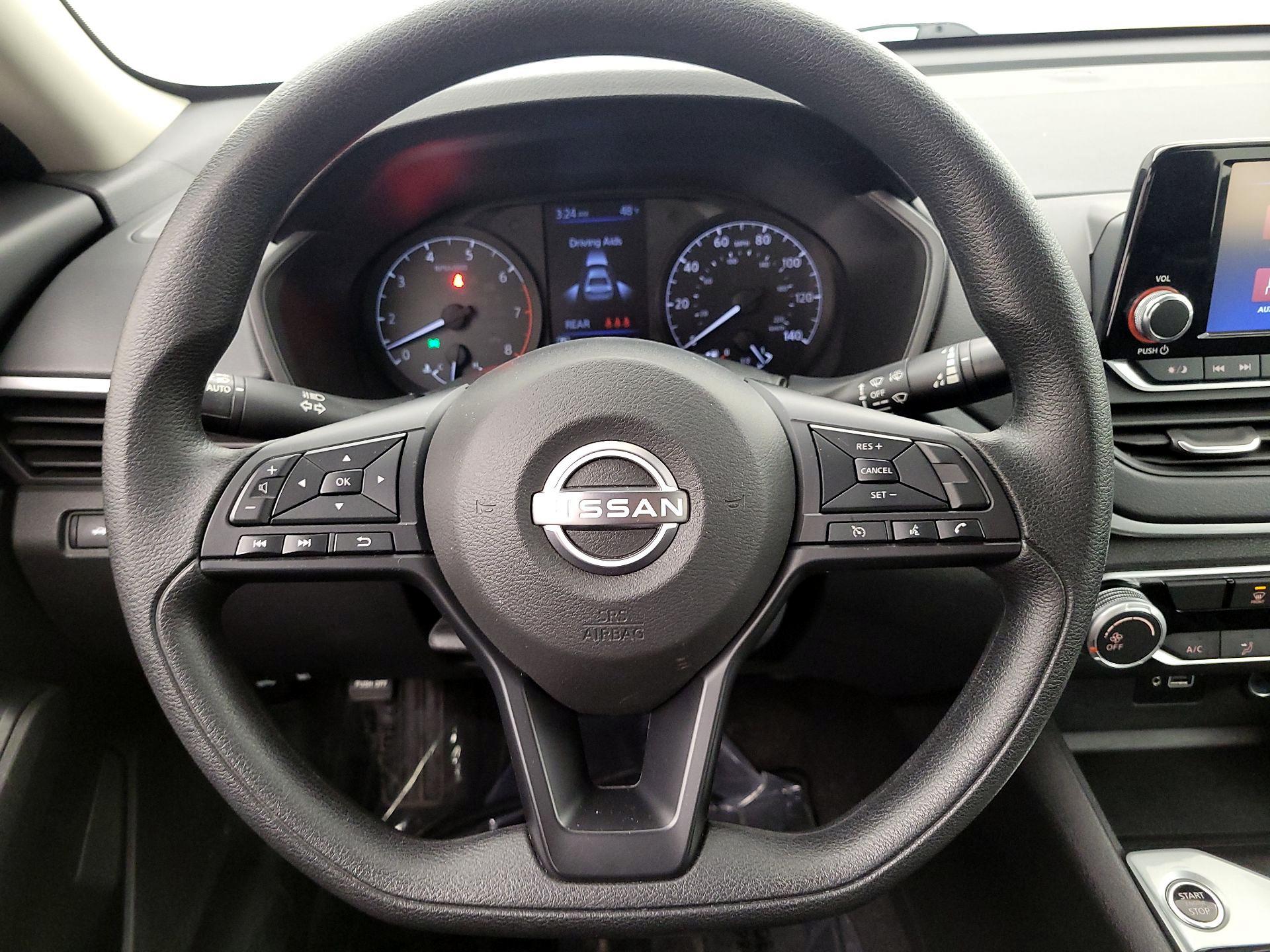 Thumbnail: 2024 Nissan Altima - 10