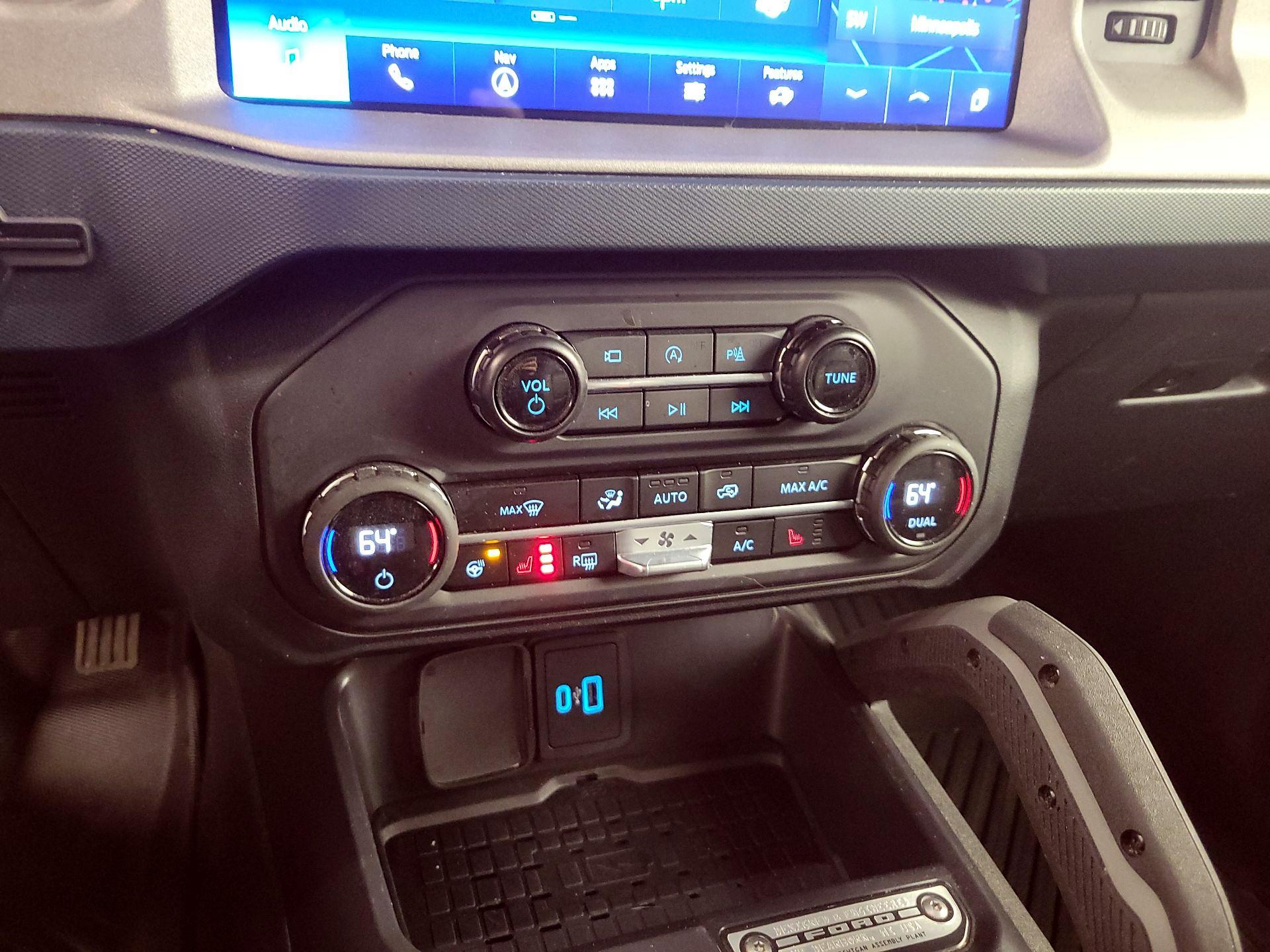 Thumbnail: 2024 Ford Bronco - 17