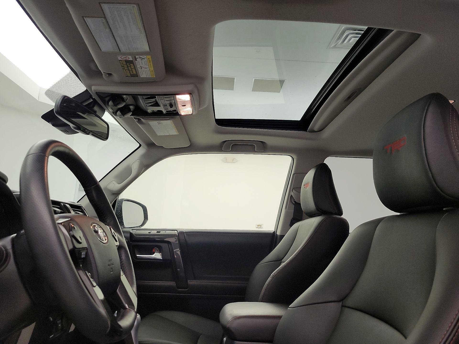 Thumbnail: 2021 Toyota 4Runner - 20