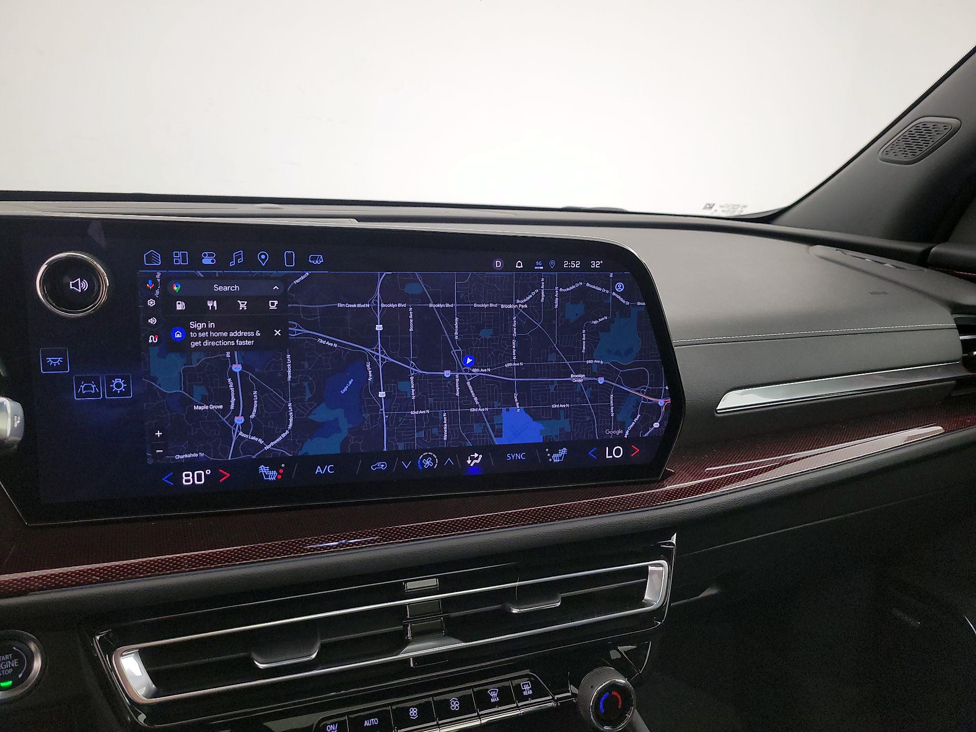 Thumbnail: 2025 Chevrolet Traverse - 14