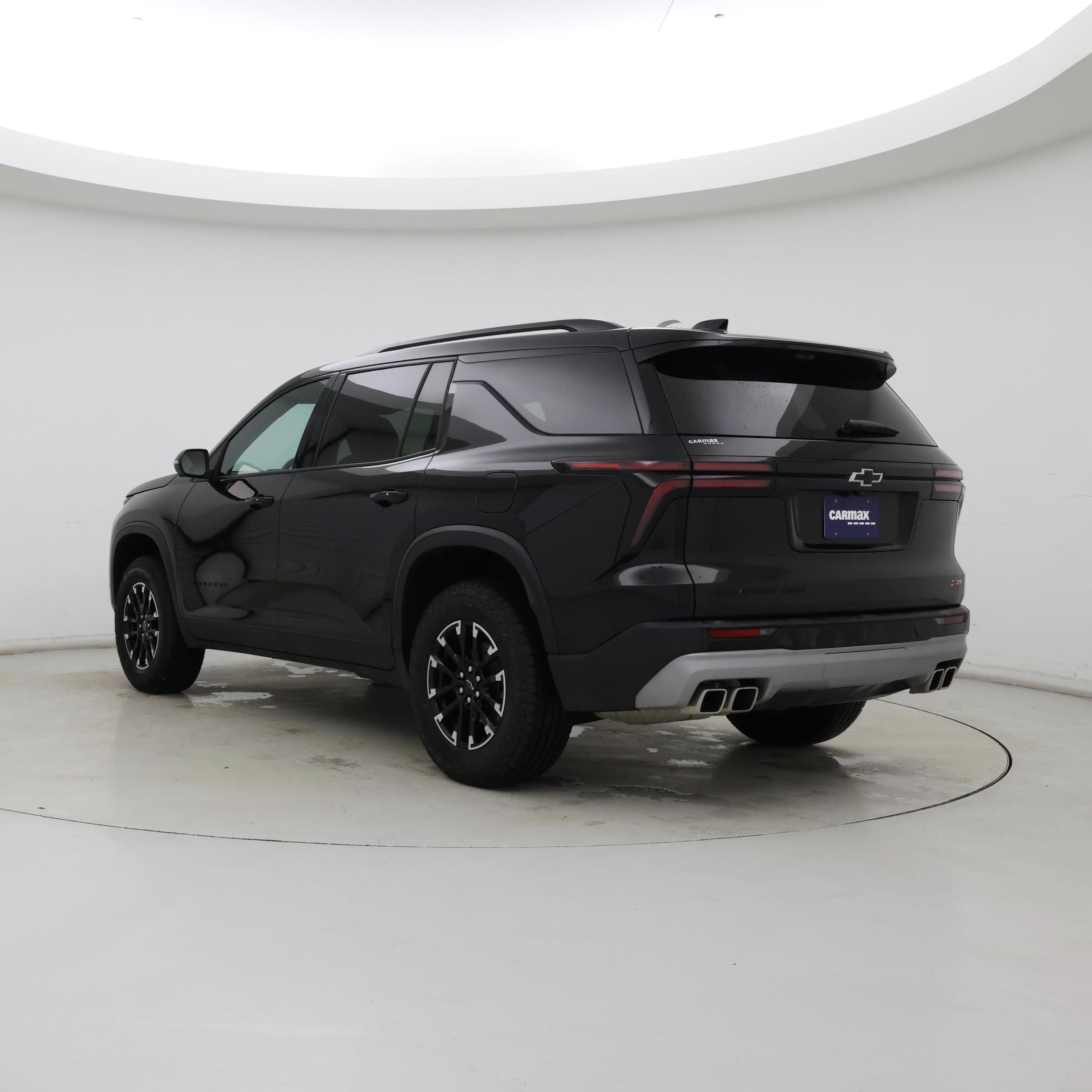Thumbnail: 2025 Chevrolet Traverse - 2
