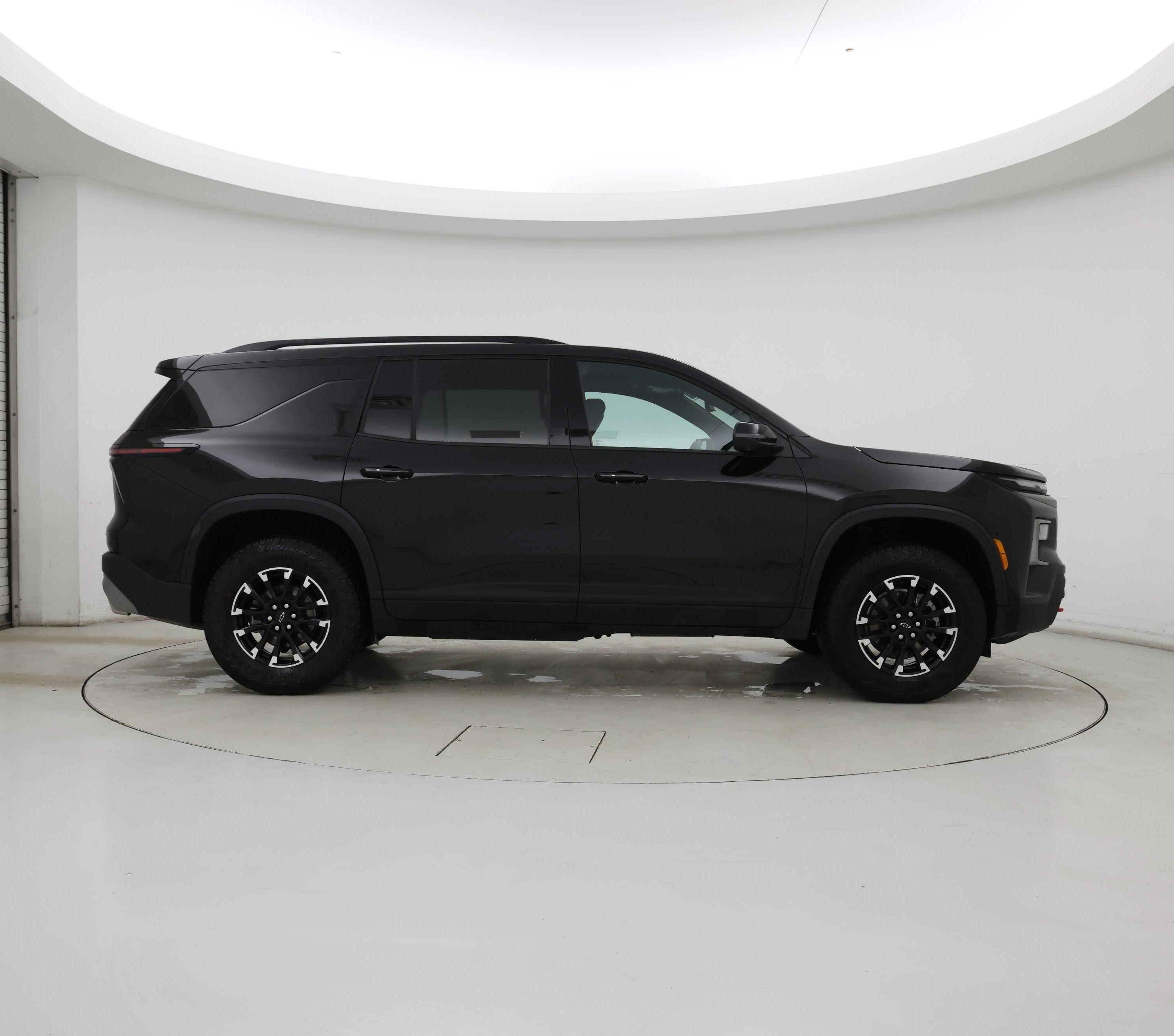 Thumbnail: 2025 Chevrolet Traverse - 7