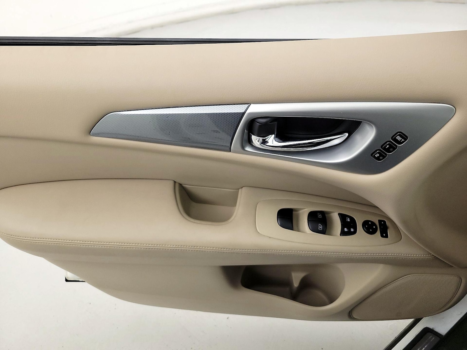 2018 Nissan Pathfinder SL - Photo 13