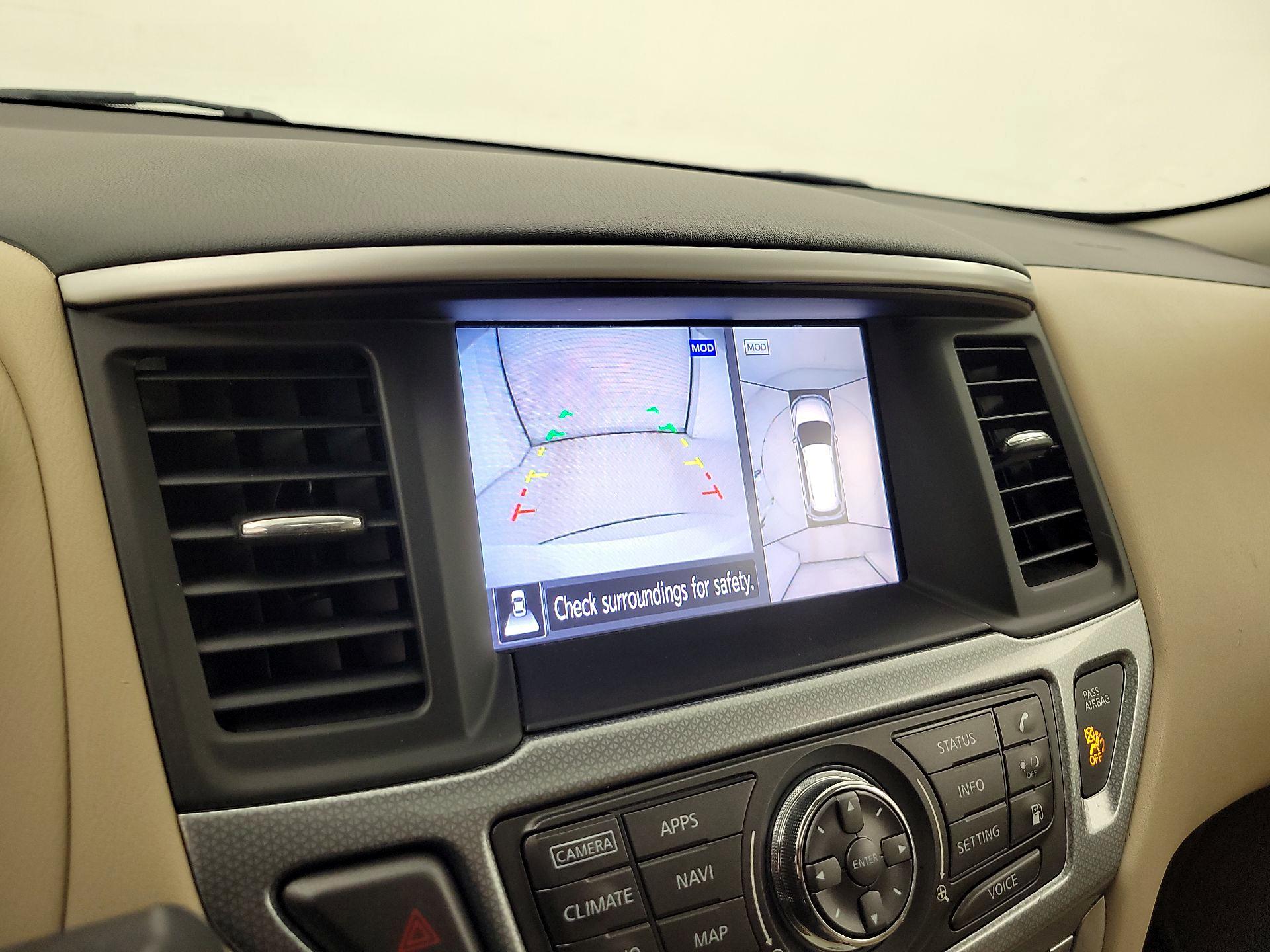 Thumbnail: 2018 Nissan Pathfinder - 15