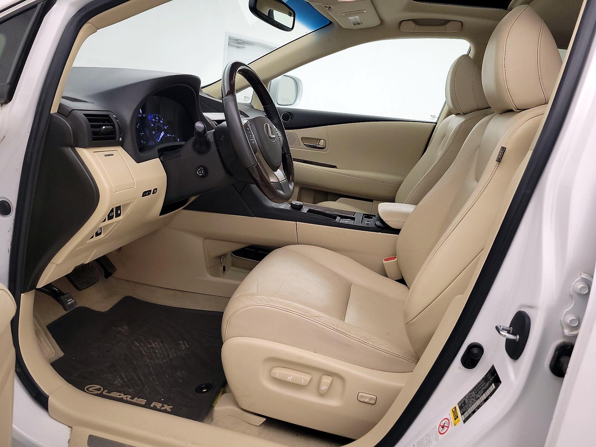 Thumbnail: 2015 Lexus RX - 11