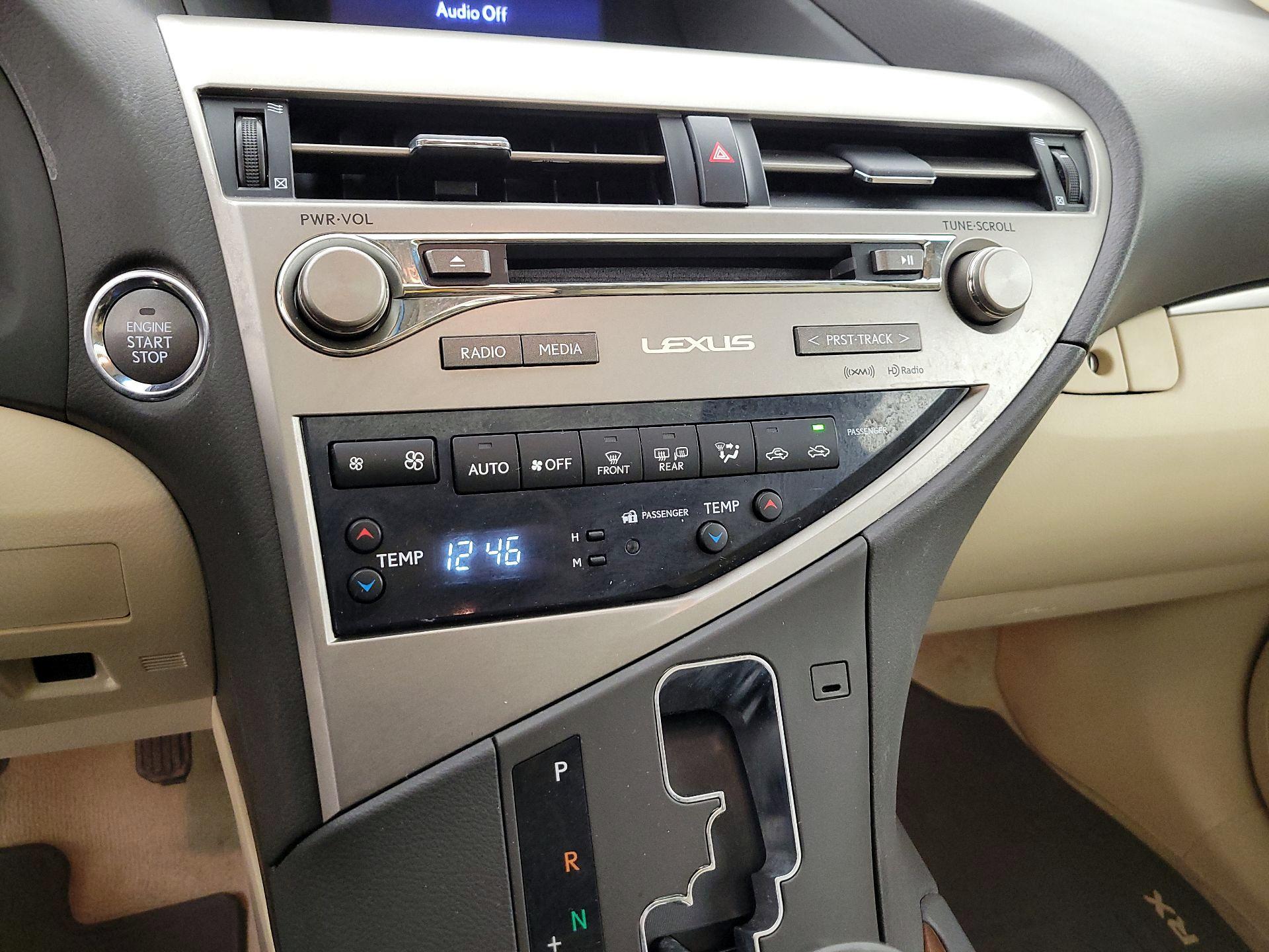 Thumbnail: 2015 Lexus RX - 16