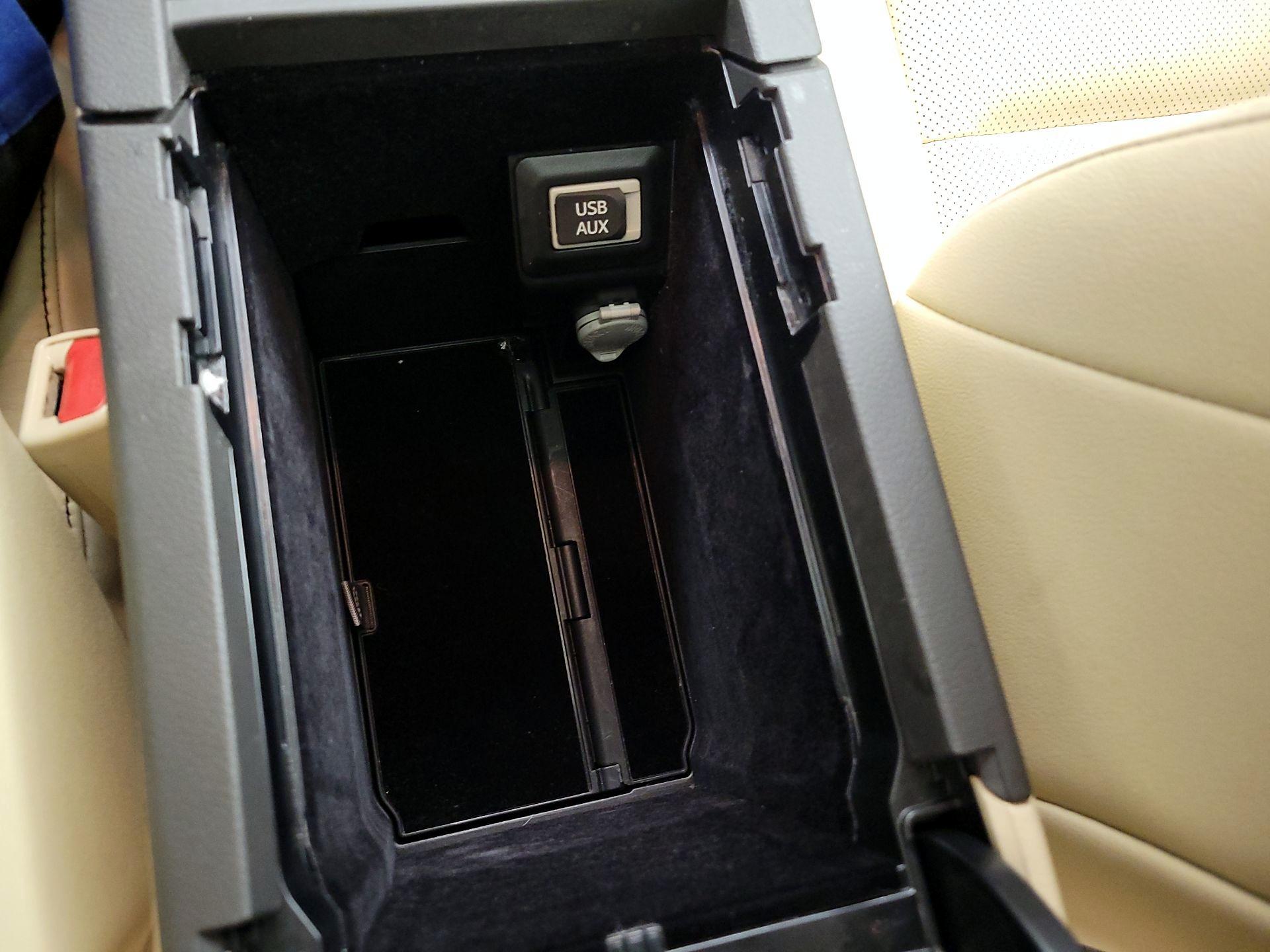 Thumbnail: 2015 Lexus RX - 18