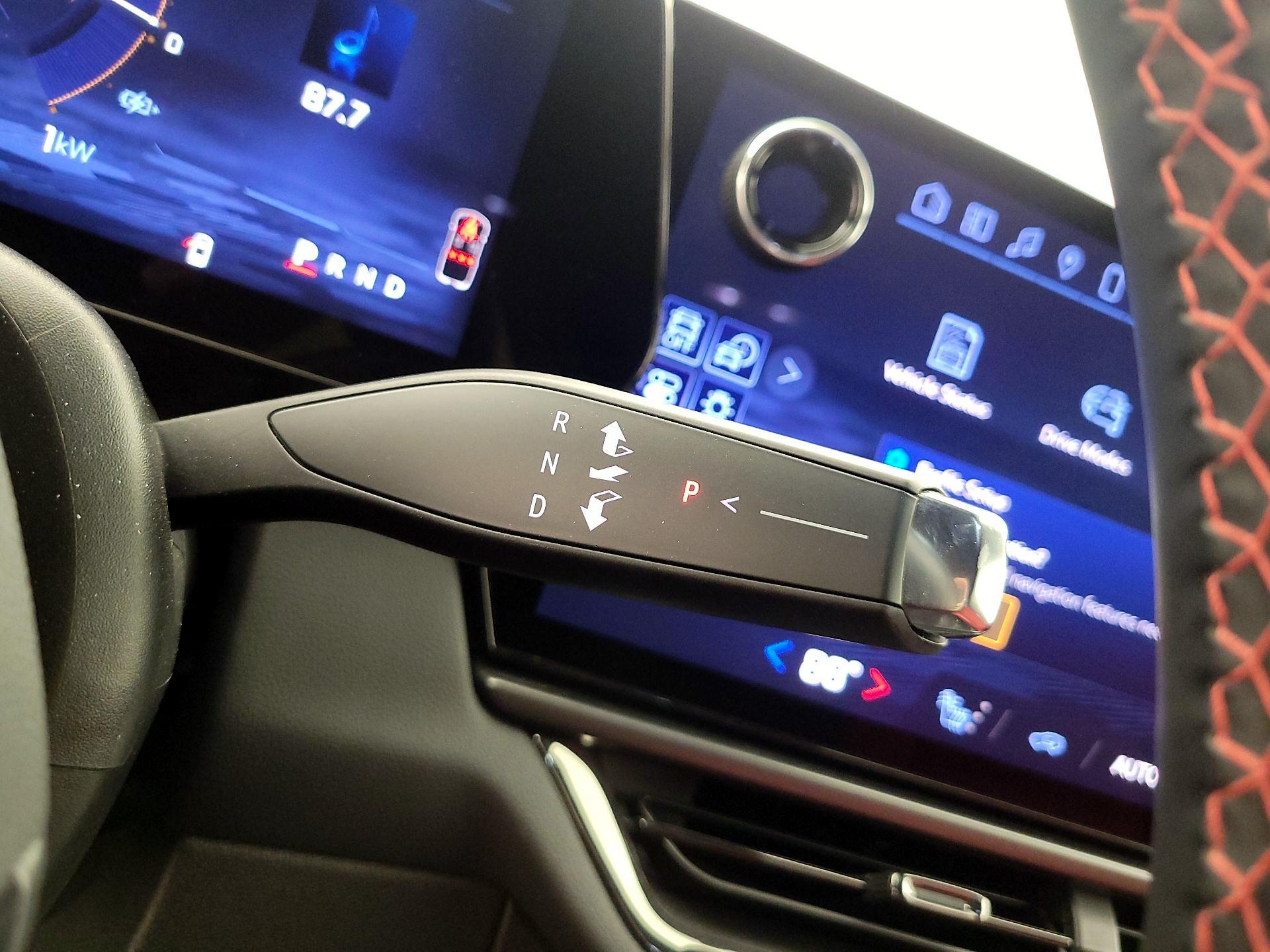 Thumbnail: 2024 Chevrolet Equinox - 18