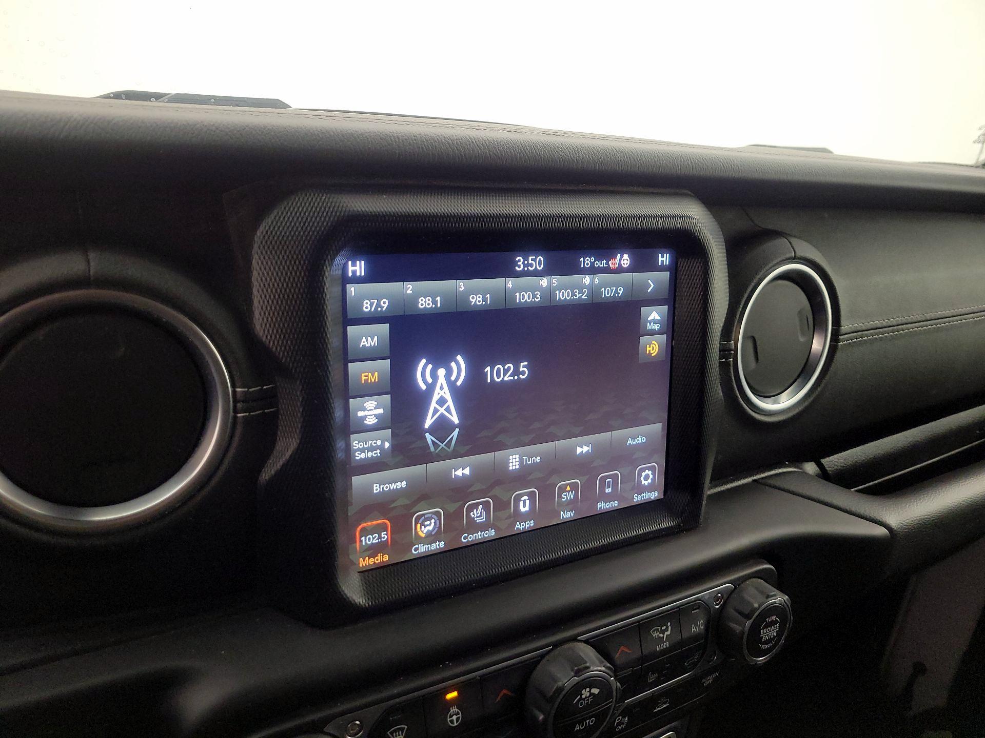 Thumbnail: 2021 Jeep Wrangler - 16