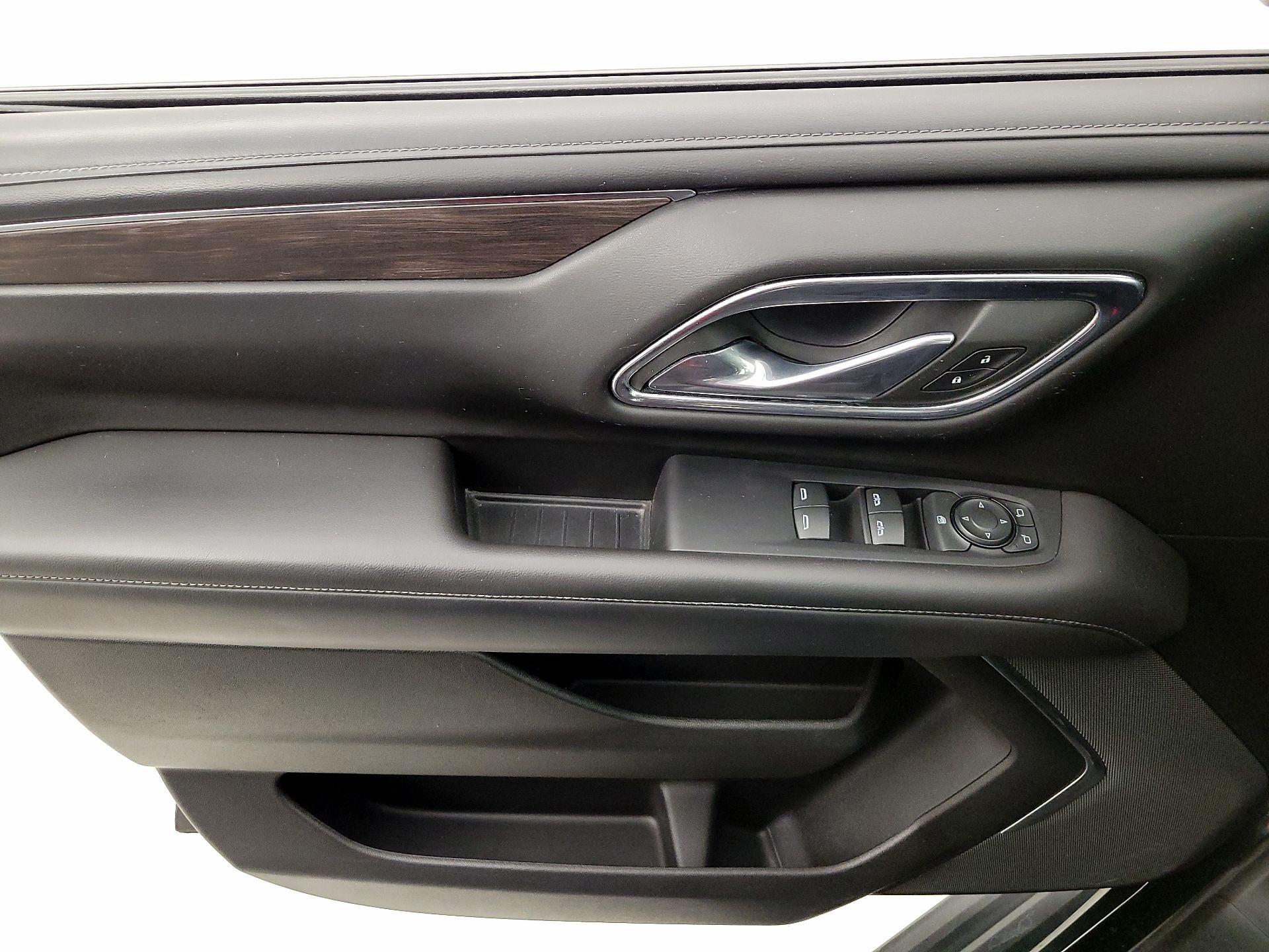 Thumbnail: 2023 Chevrolet Tahoe - 12