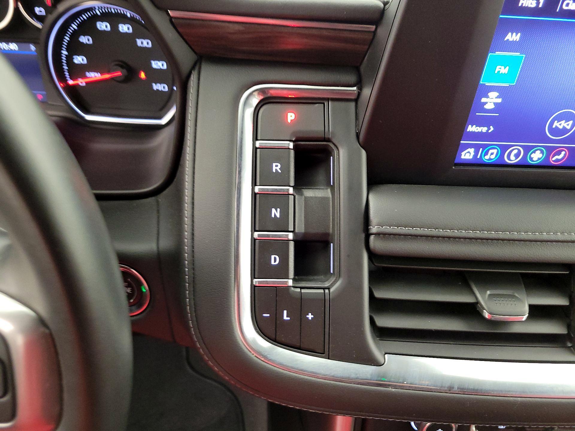 Thumbnail: 2023 Chevrolet Tahoe - 18