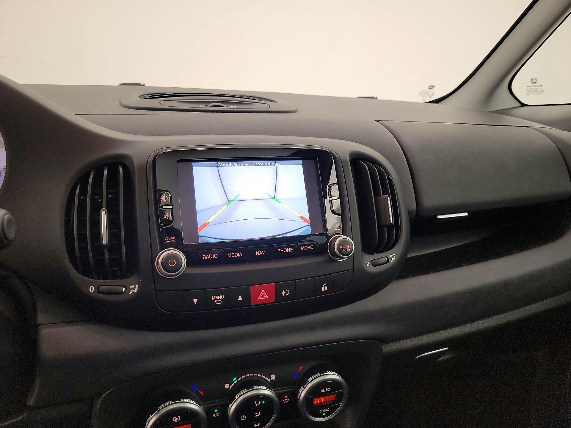 Thumbnail: 2017 Fiat 500L - 14