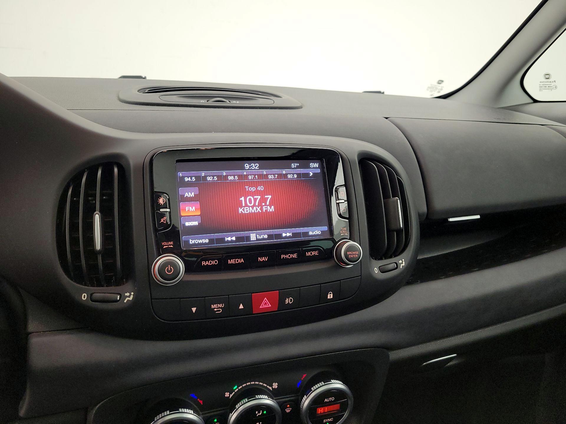 Thumbnail: 2017 Fiat 500L - 15