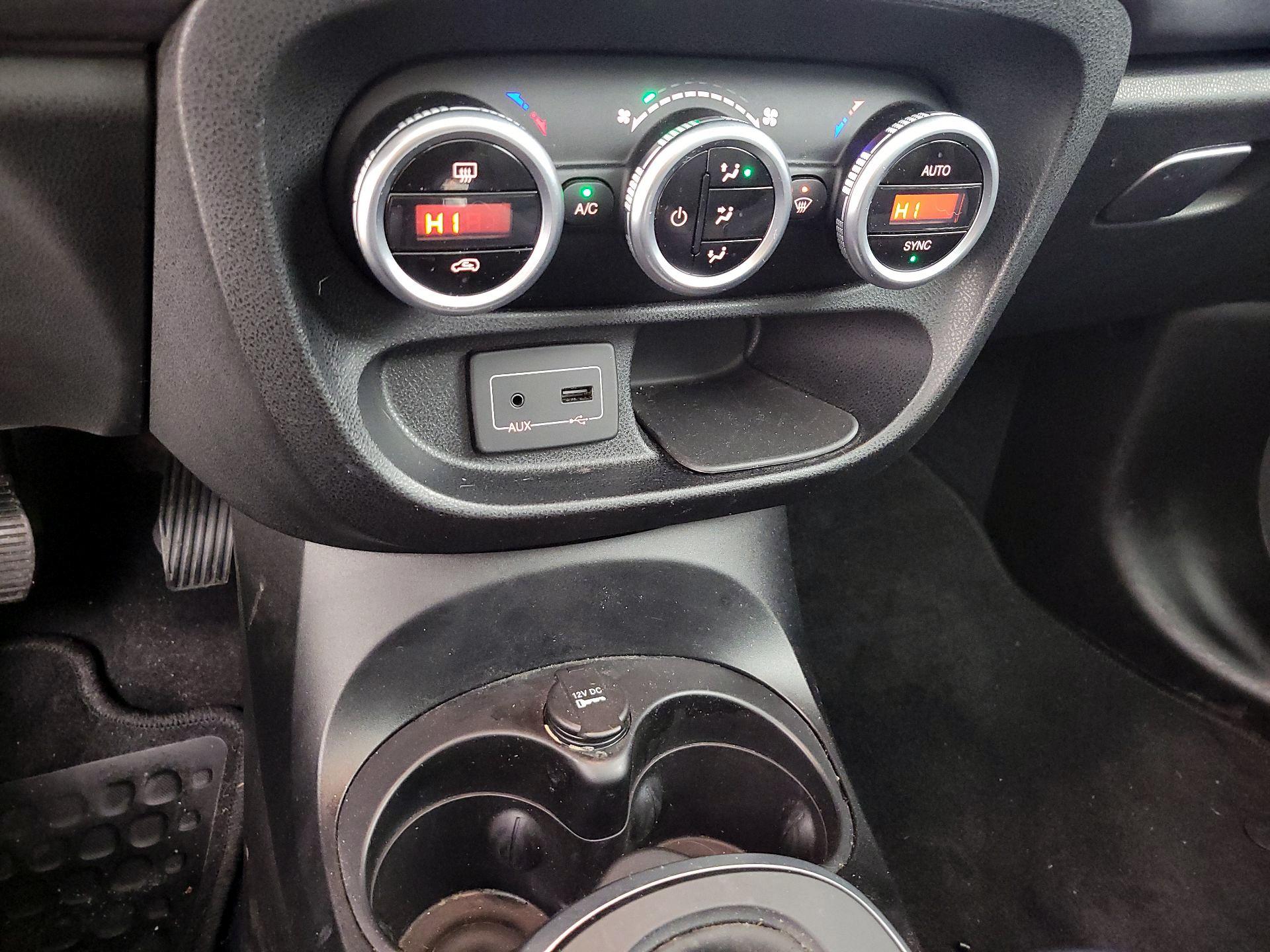 Thumbnail: 2017 Fiat 500L - 18