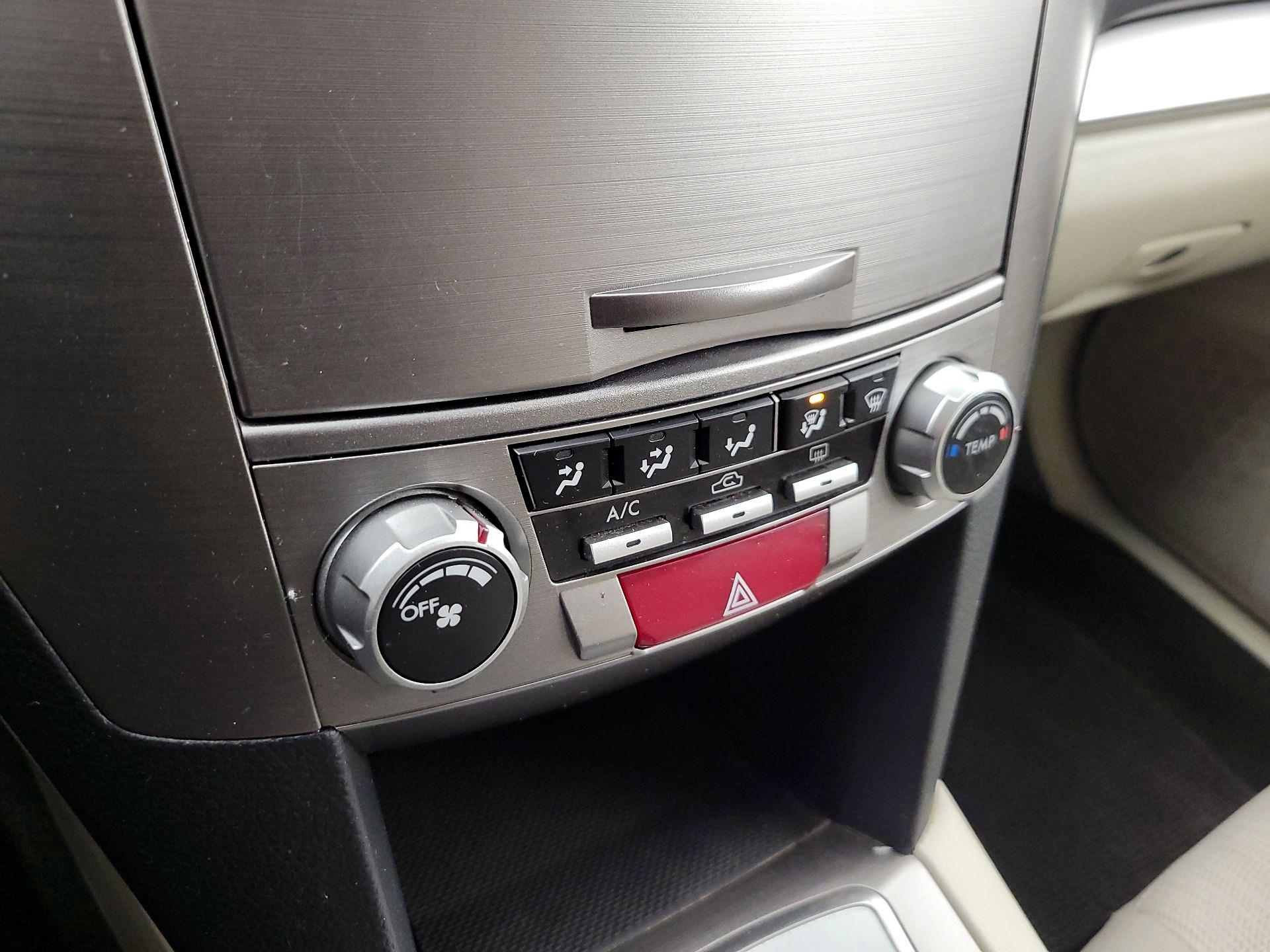 Thumbnail: 2014 Subaru Outback - 15