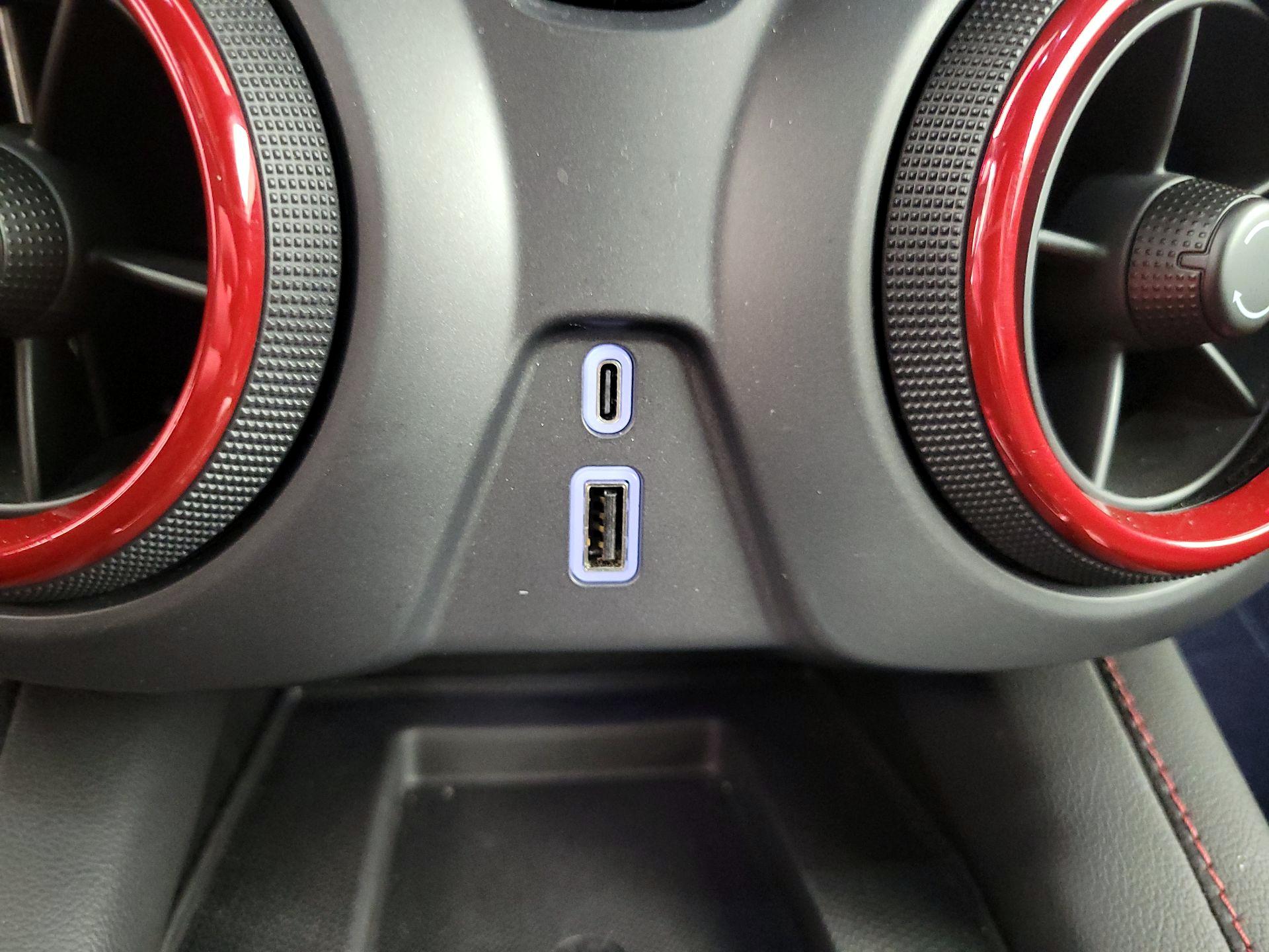 Thumbnail: 2025 Chevrolet Blazer - 19