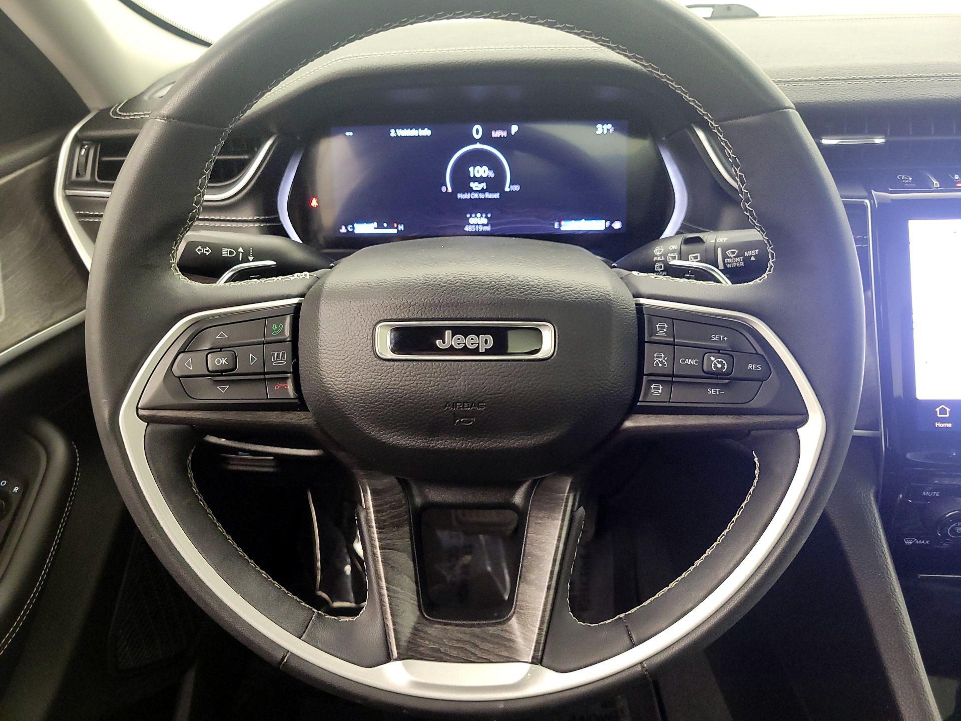 Thumbnail: 2023 Jeep Grand Cherokee - 10