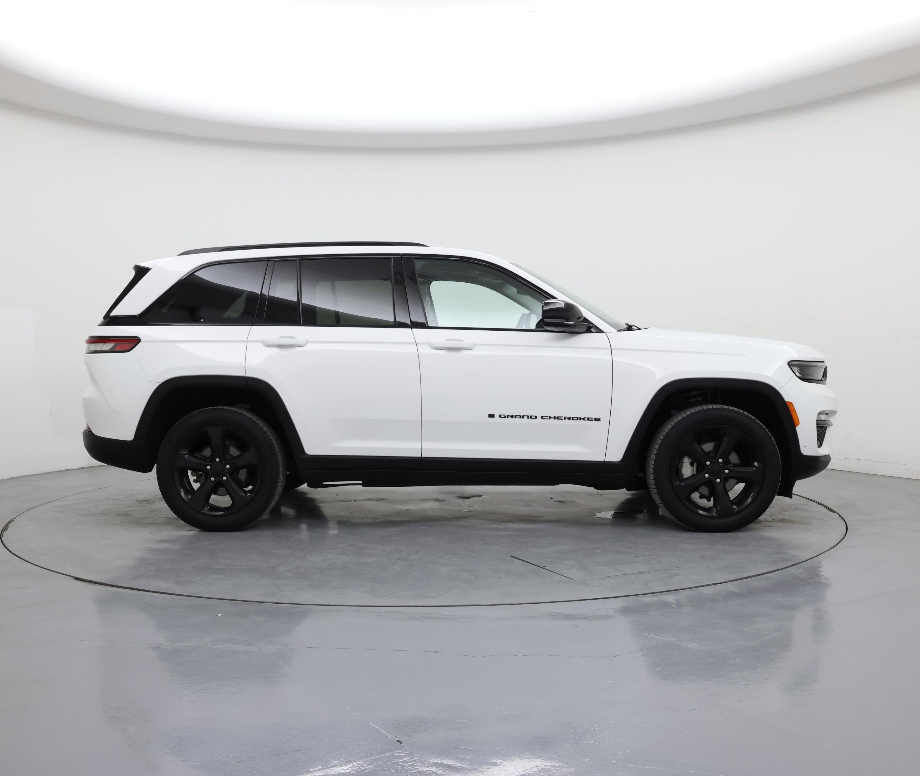 Thumbnail: 2023 Jeep Grand Cherokee - 7