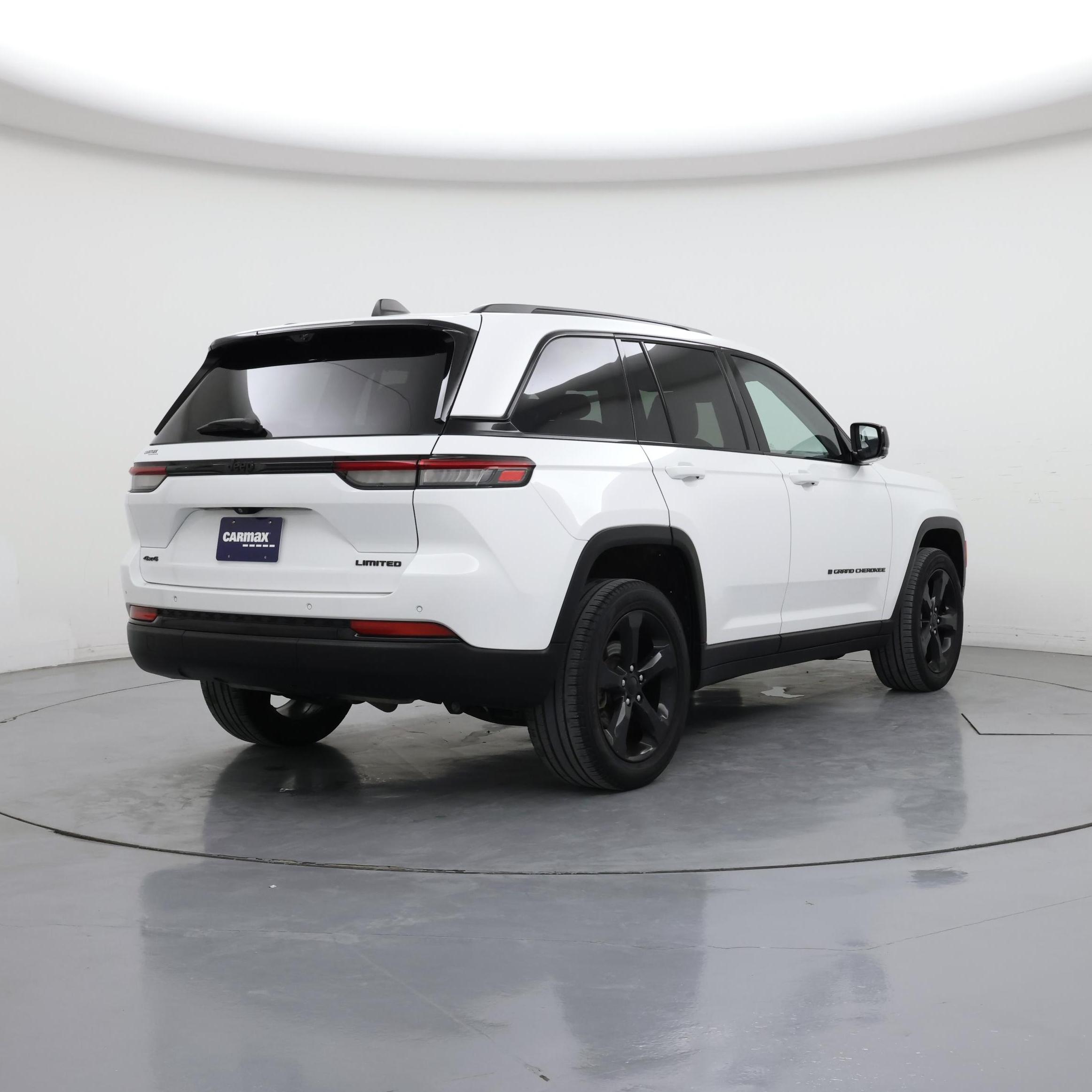 Thumbnail: 2023 Jeep Grand Cherokee - 8
