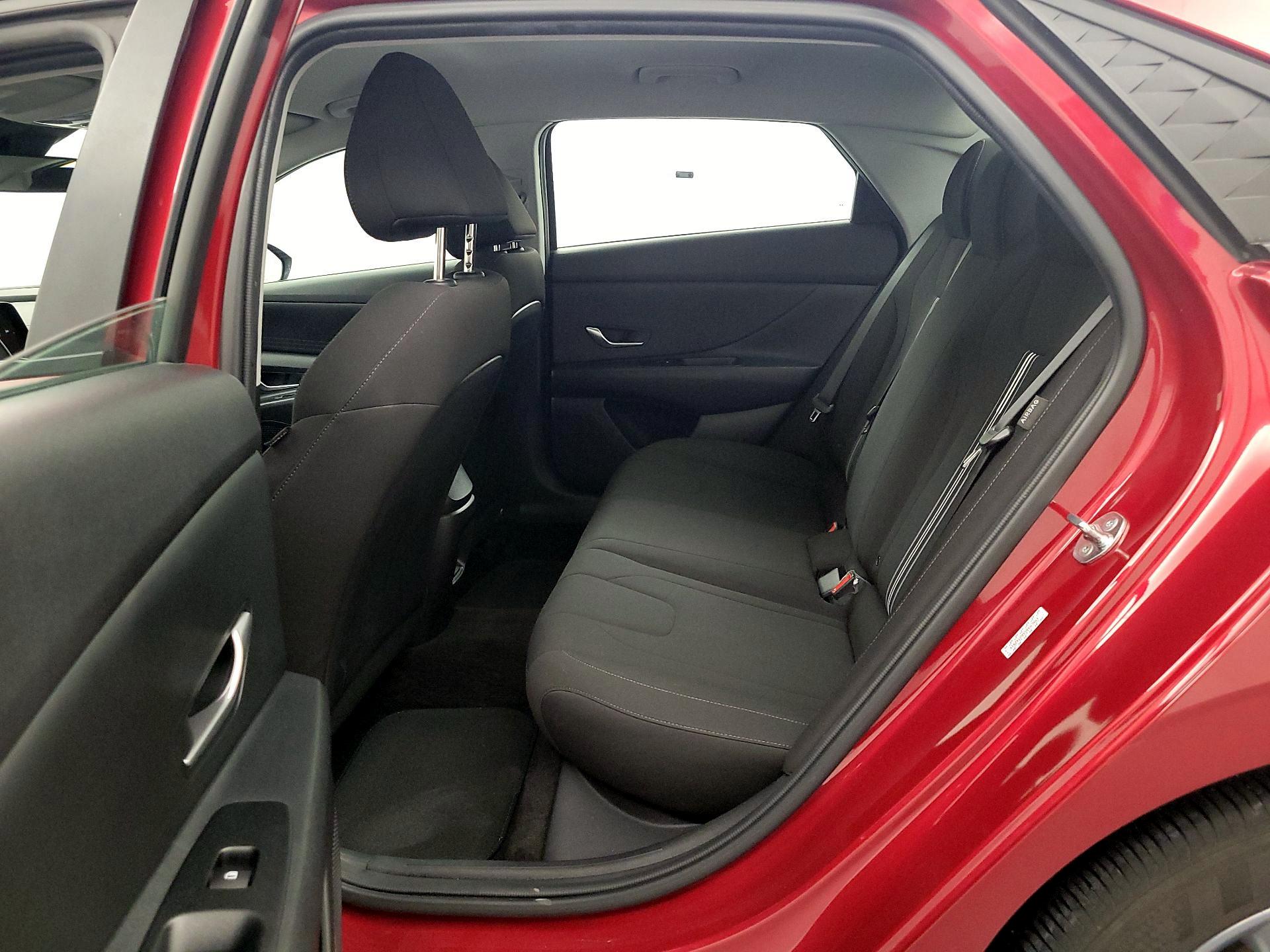 Thumbnail: 2024 Hyundai Elantra - 20