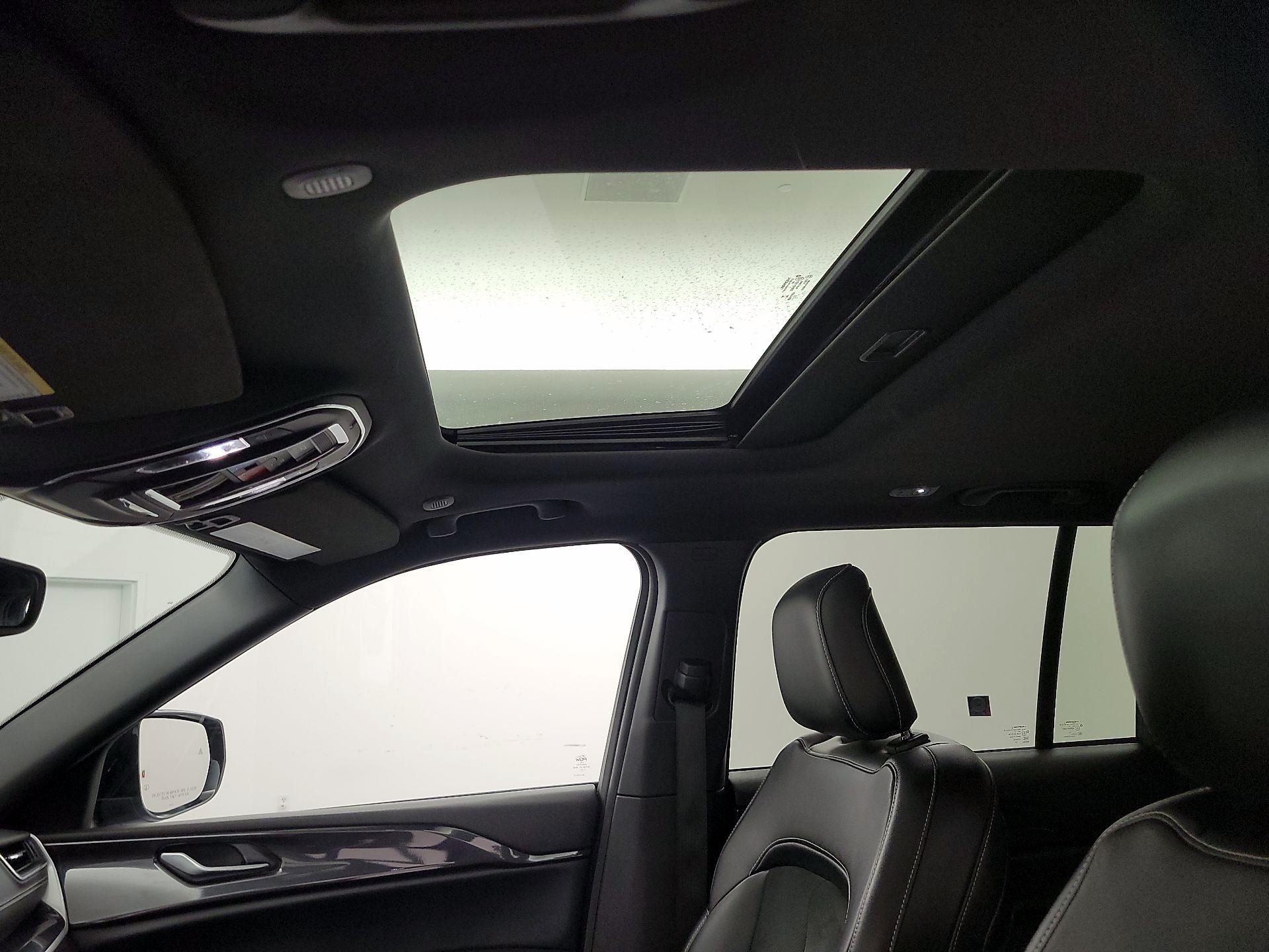 Thumbnail: 2023 Jeep Grand Cherokee - 18