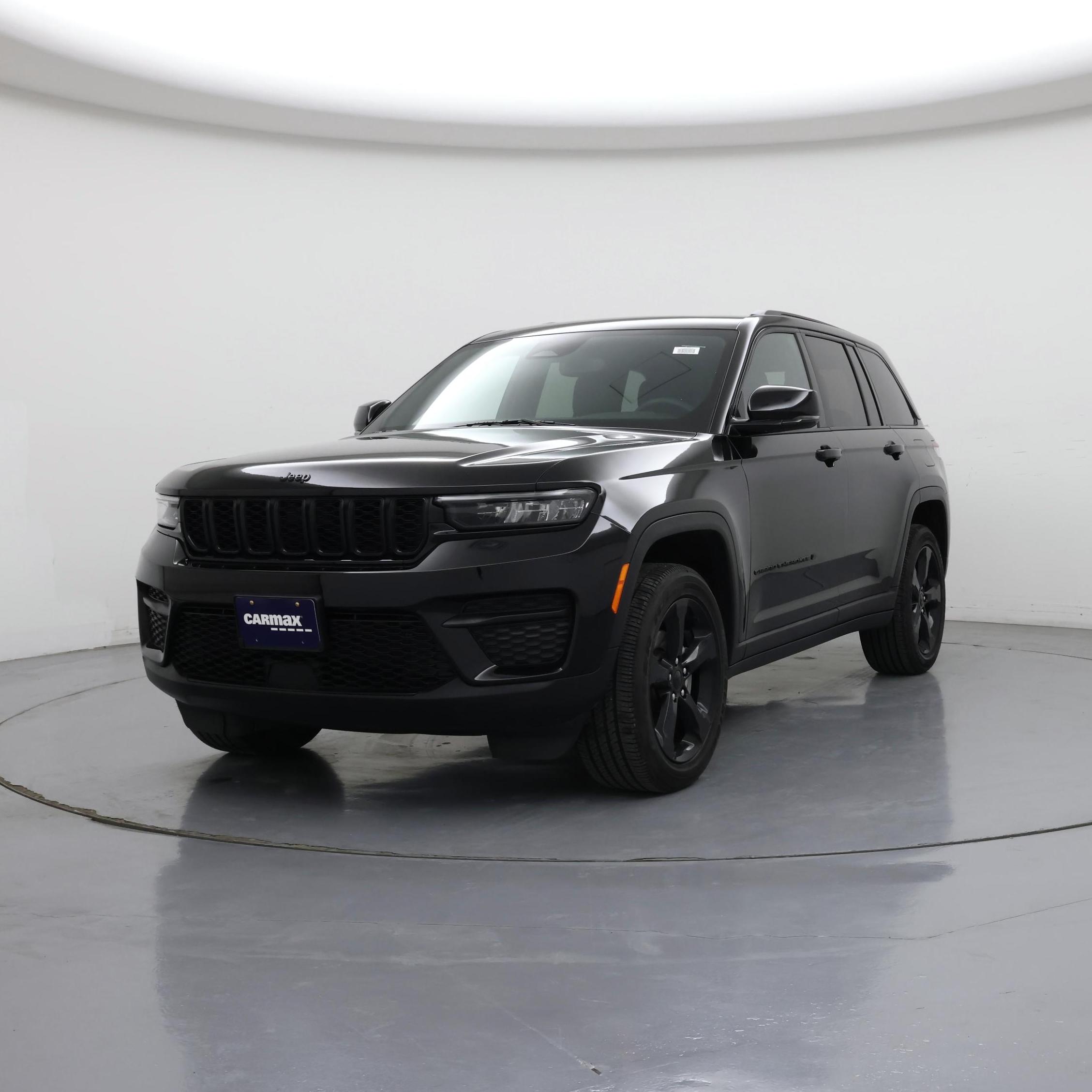 Thumbnail: 2023 Jeep Grand Cherokee - 4