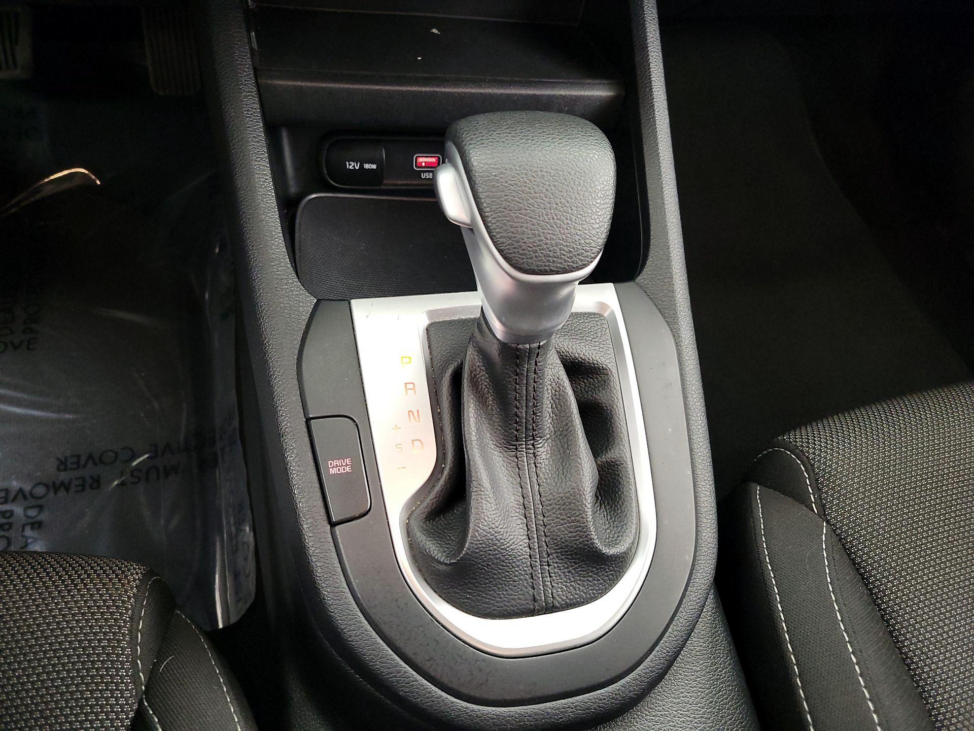 Thumbnail: 2024 Kia Forte - 17