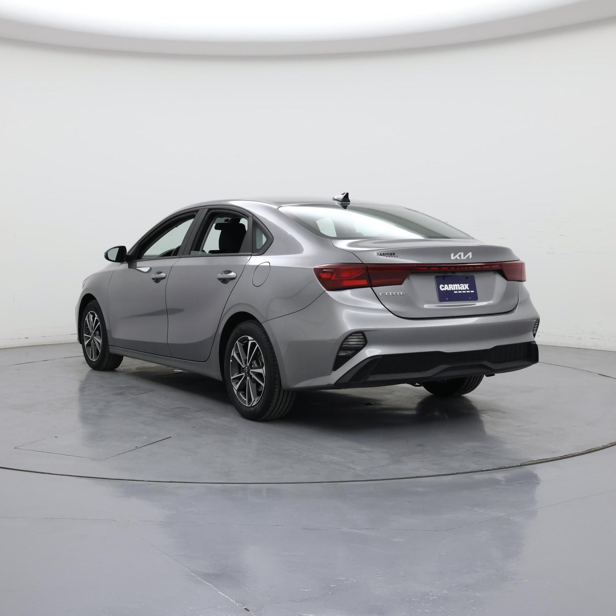 Thumbnail: 2024 Kia Forte - 2