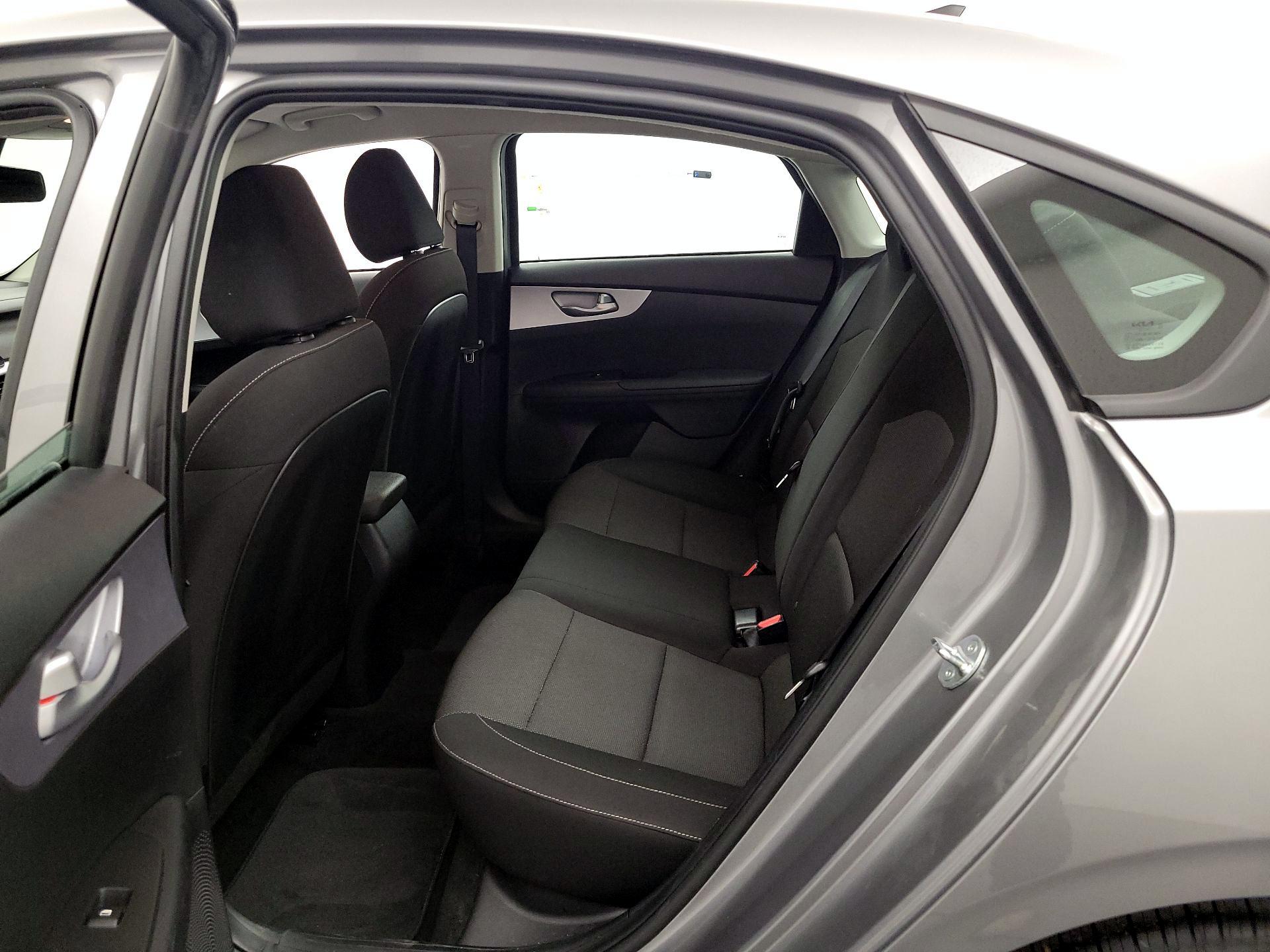 Thumbnail: 2024 Kia Forte - 19