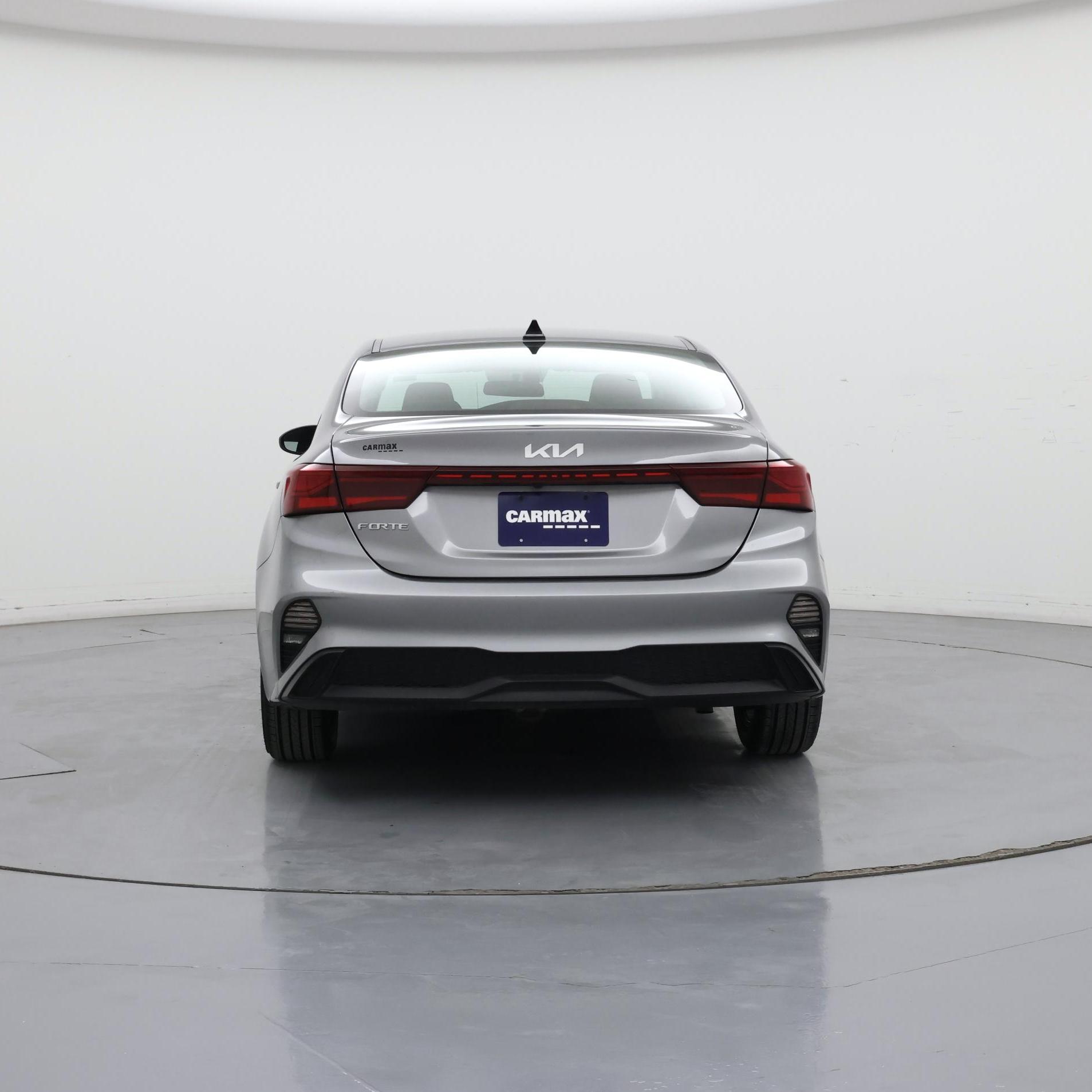 Thumbnail: 2024 Kia Forte - 6