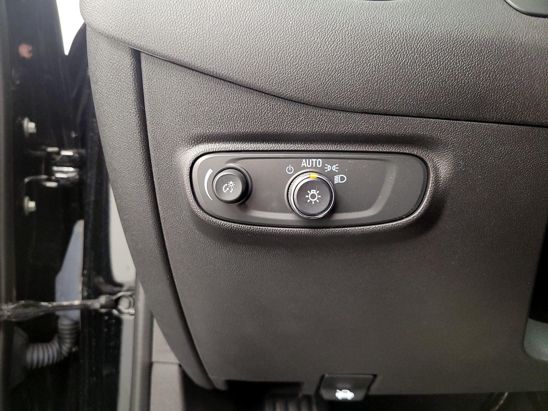 Thumbnail: 2024 Chevrolet Equinox - 13