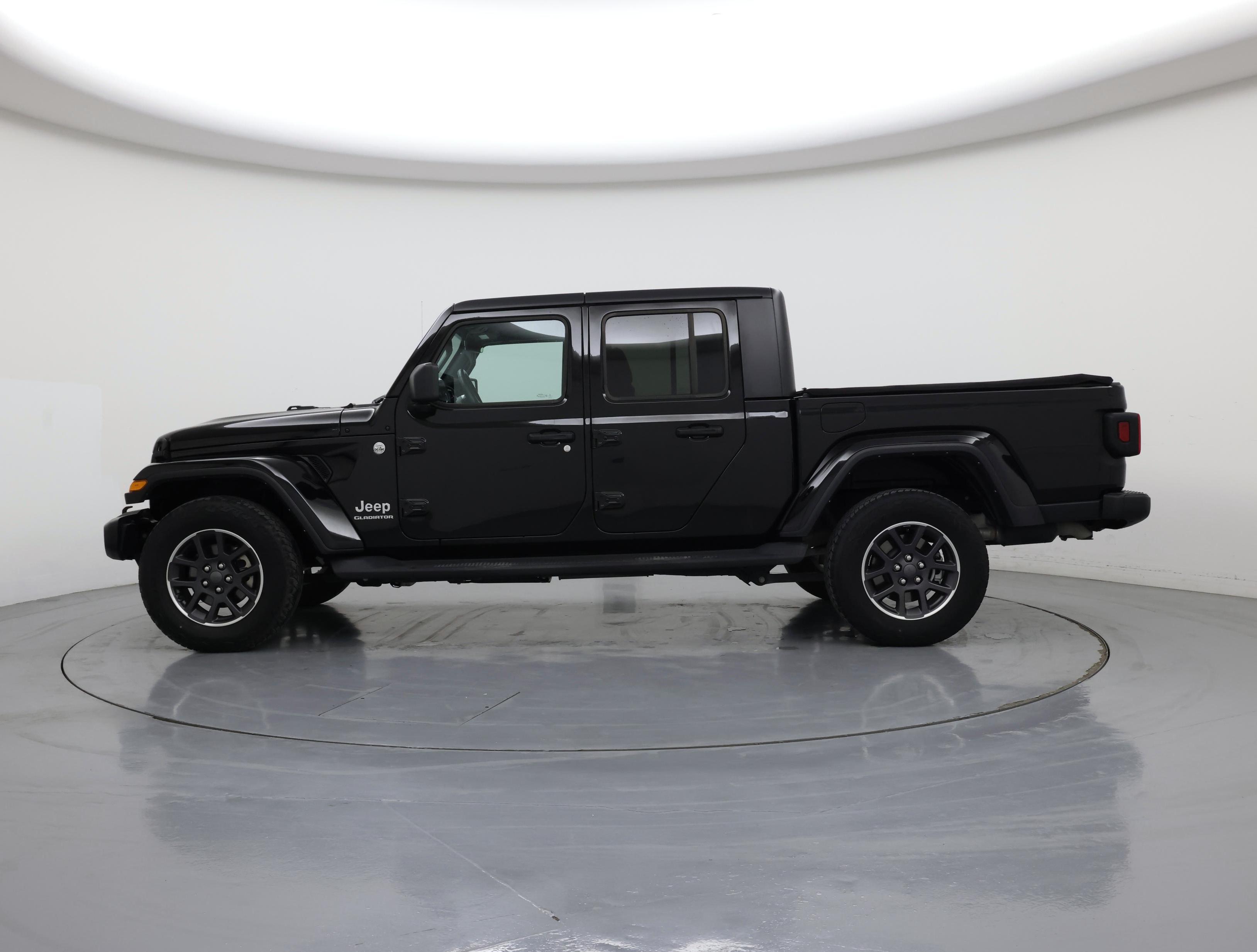 Thumbnail: 2021 Jeep Gladiator - 3