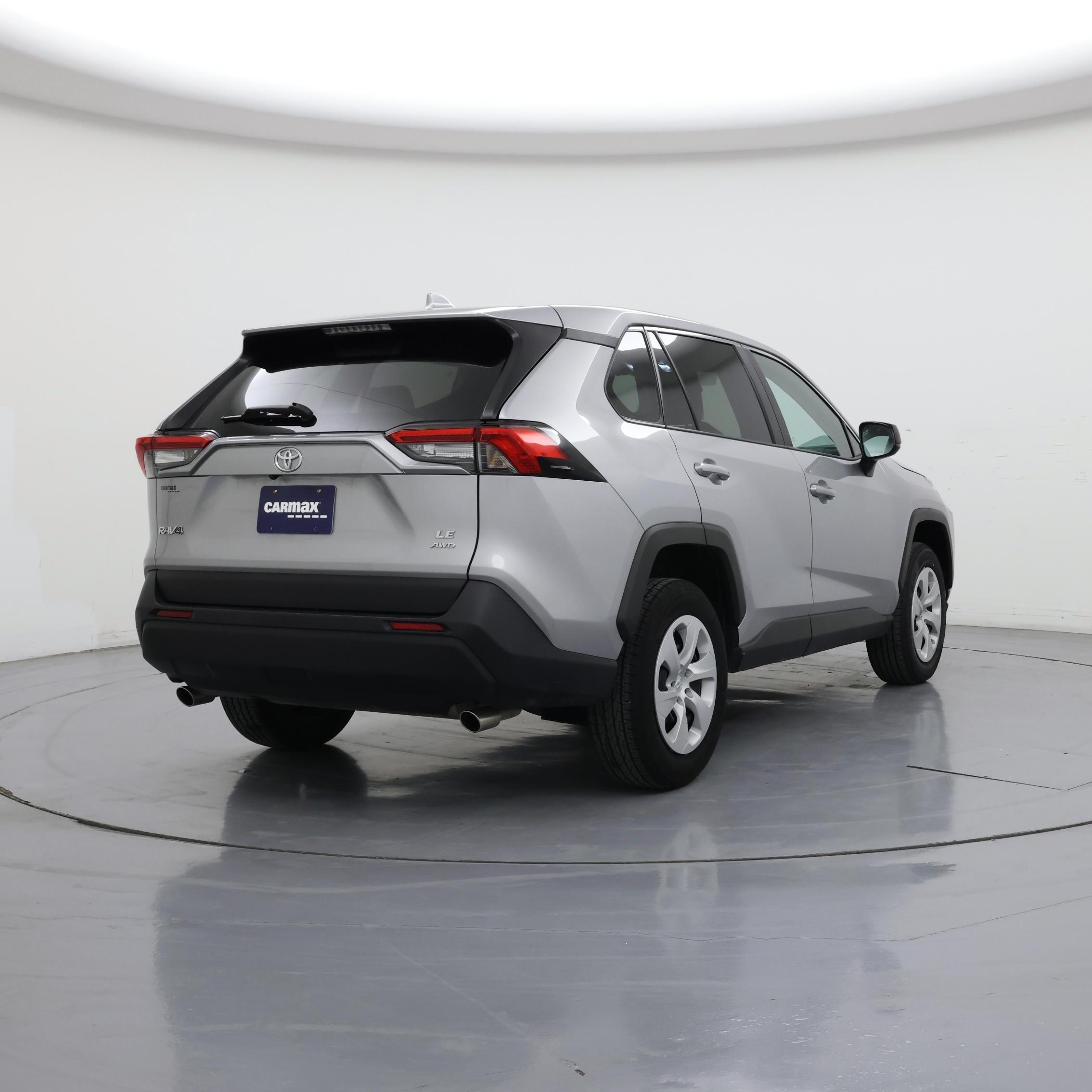 Thumbnail: 2024 Toyota RAV4 - 8