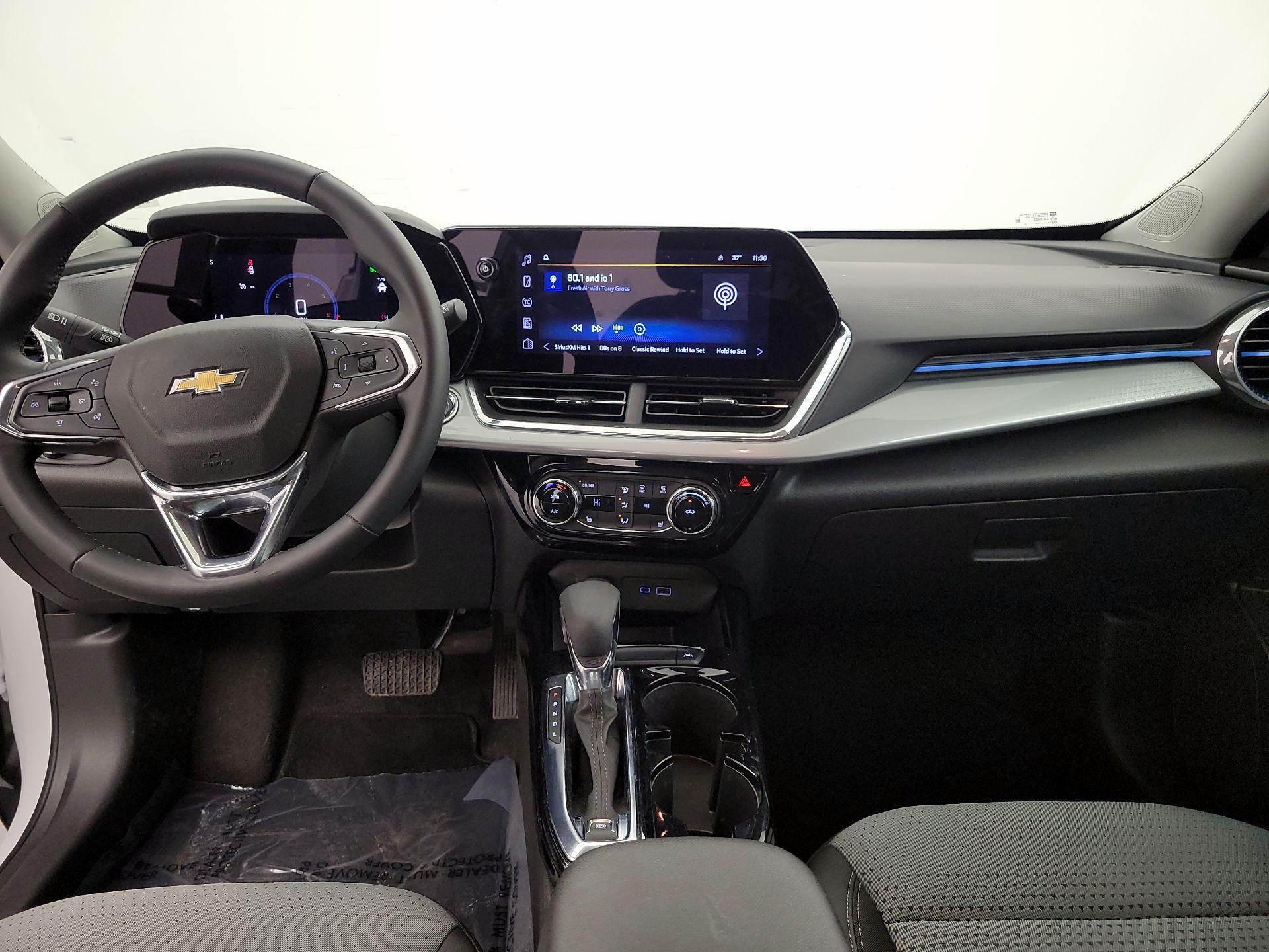 Thumbnail: 2025 Chevrolet Trax - 9