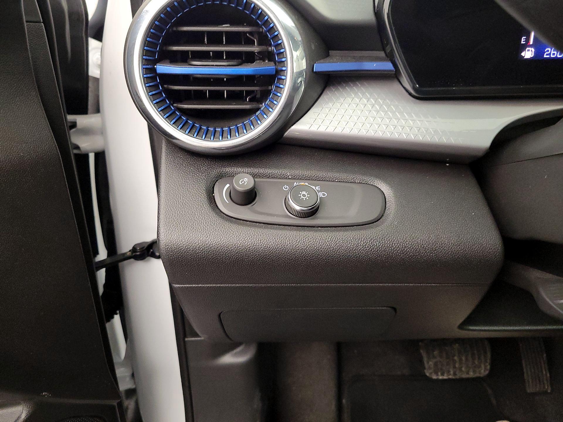 Thumbnail: 2025 Chevrolet Trax - 13