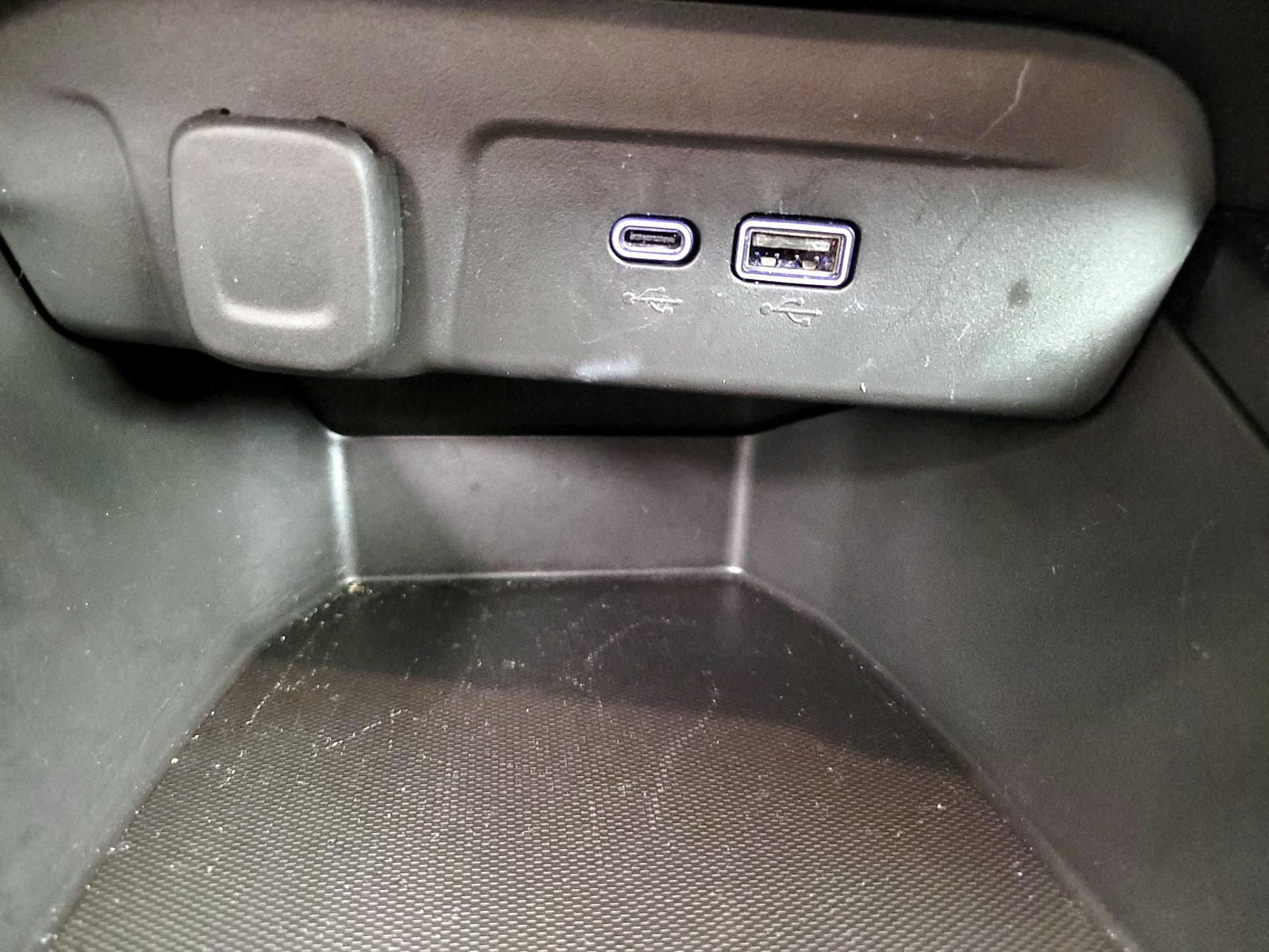 Thumbnail: 2025 Chevrolet Trax - 18